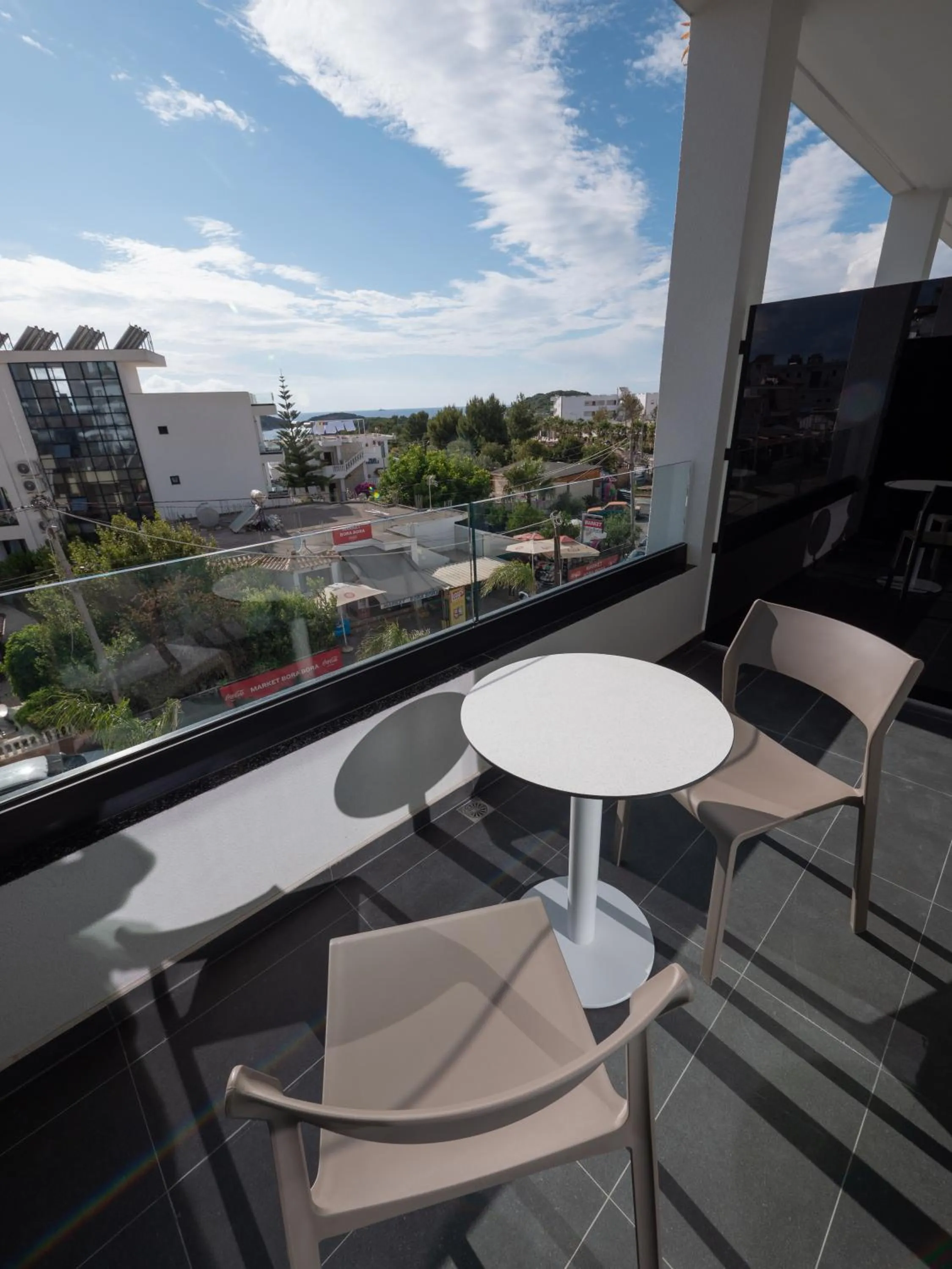 Balcony/Terrace in Colosseum Hotel