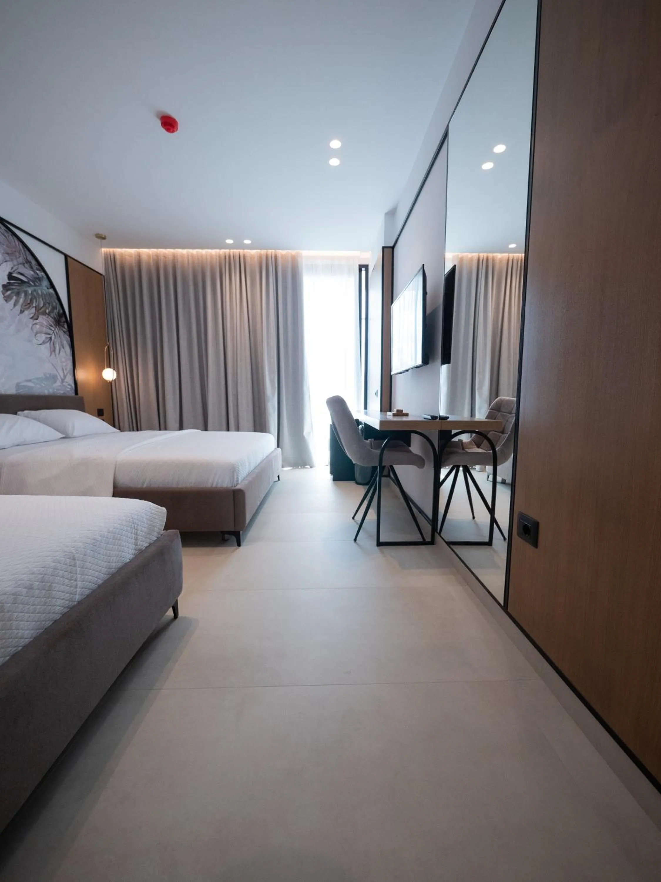 TV and multimedia in Colosseum Hotel