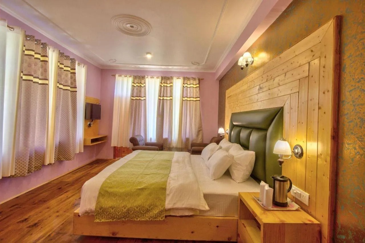 Bed in Chichoga Heights