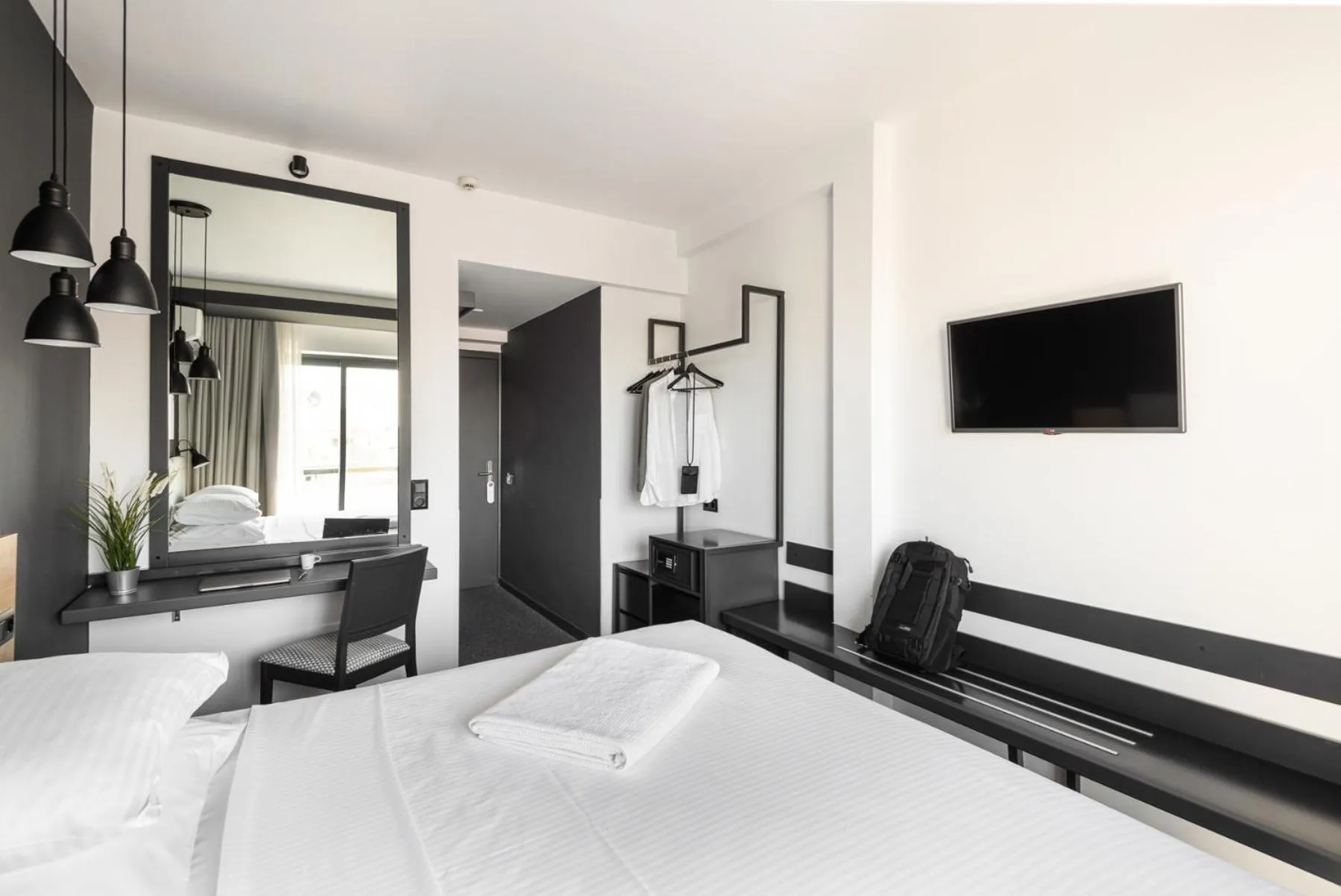 Photo of the whole room, Bed in Park Hotel