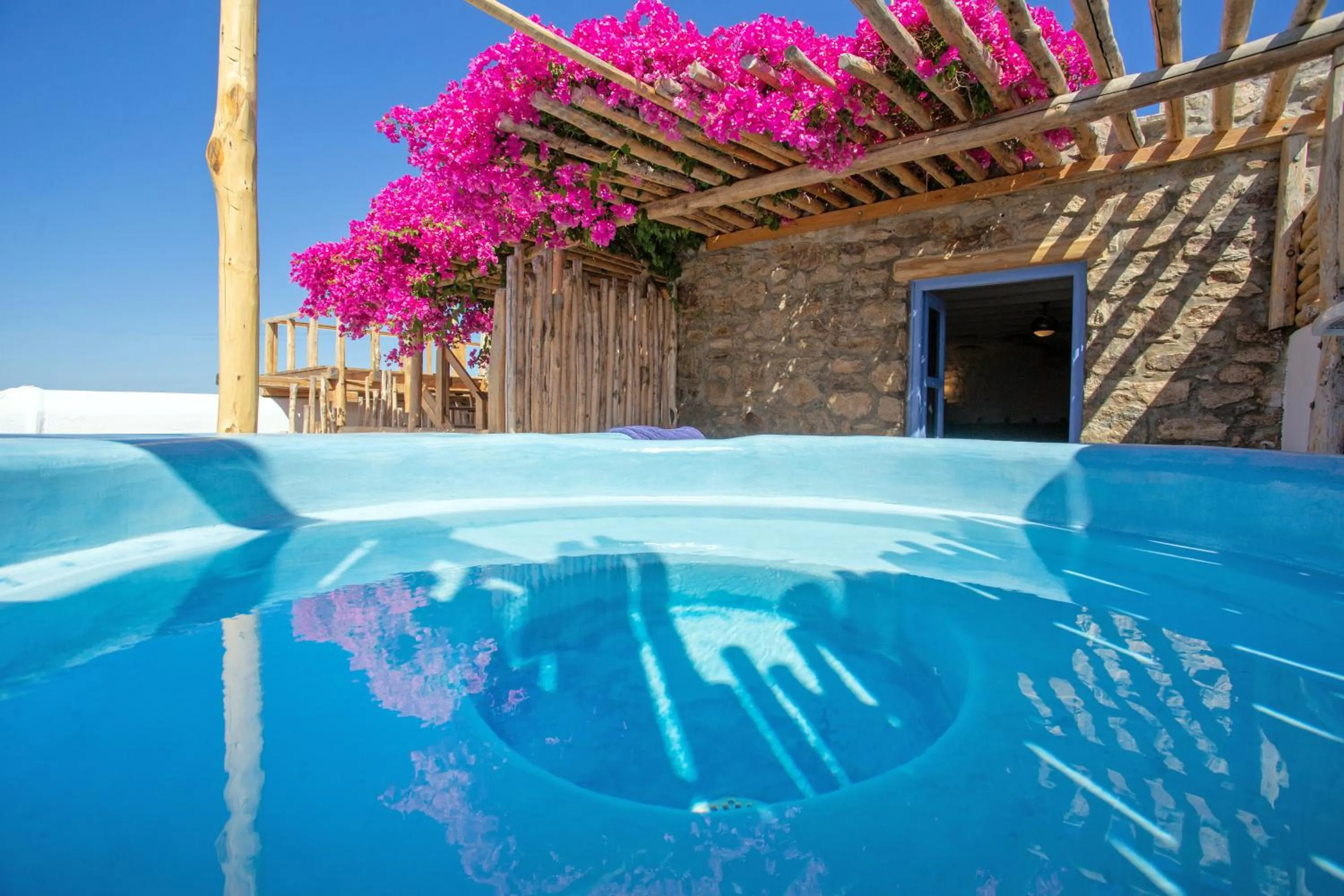 Day in Apsenti couples only