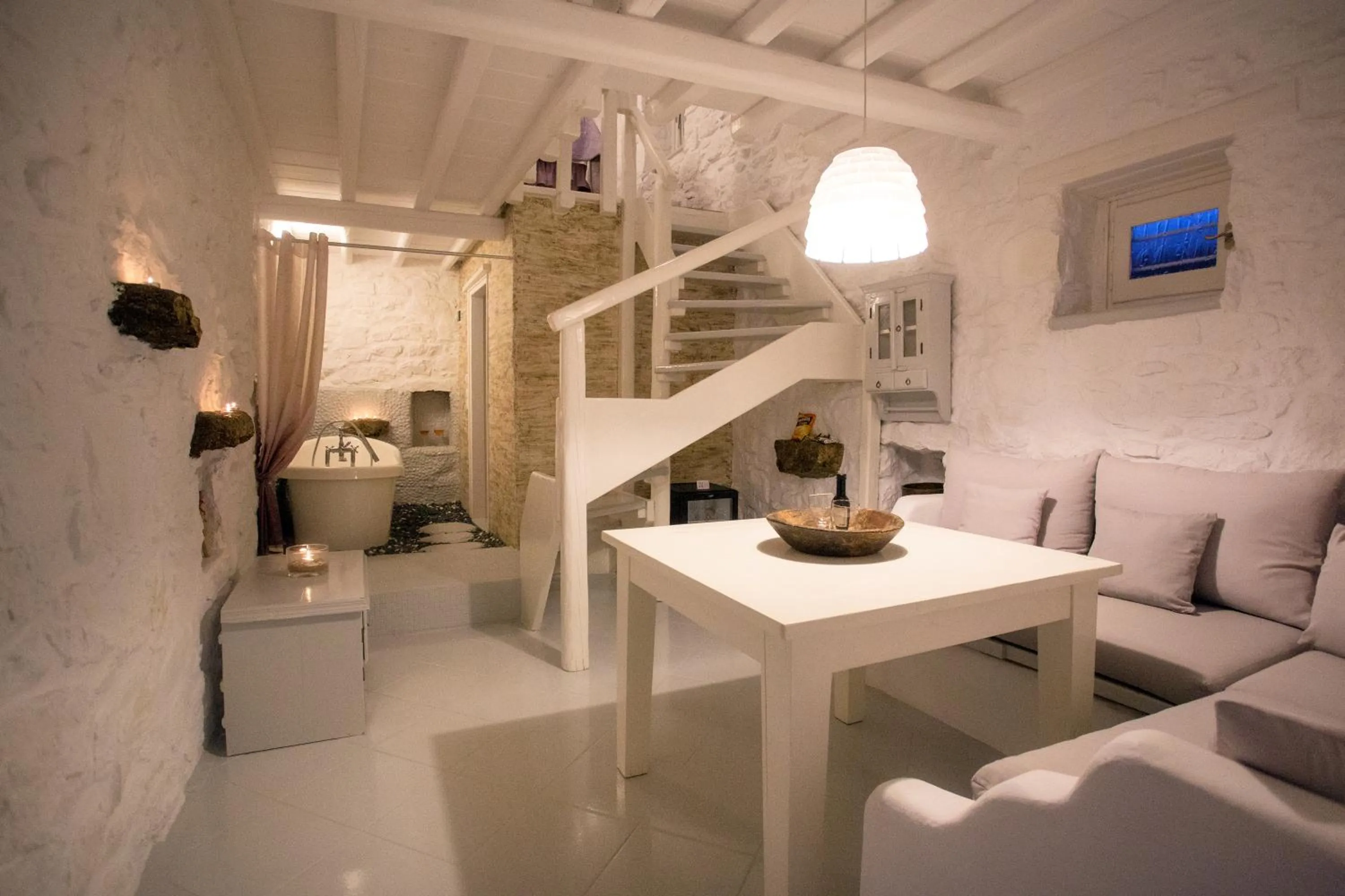 Living room in Apsenti couples only