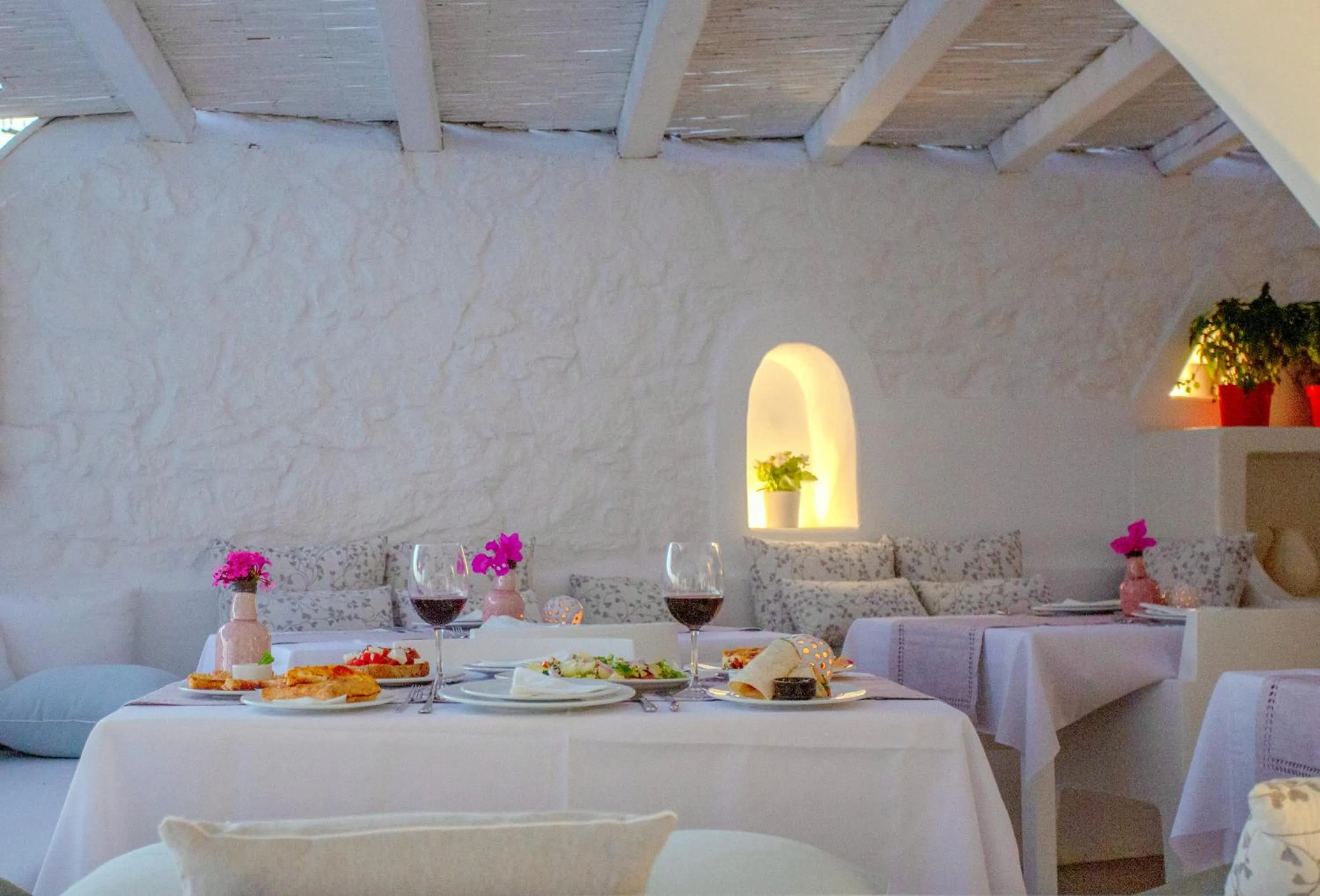 Restaurant/places to eat in Apsenti couples only