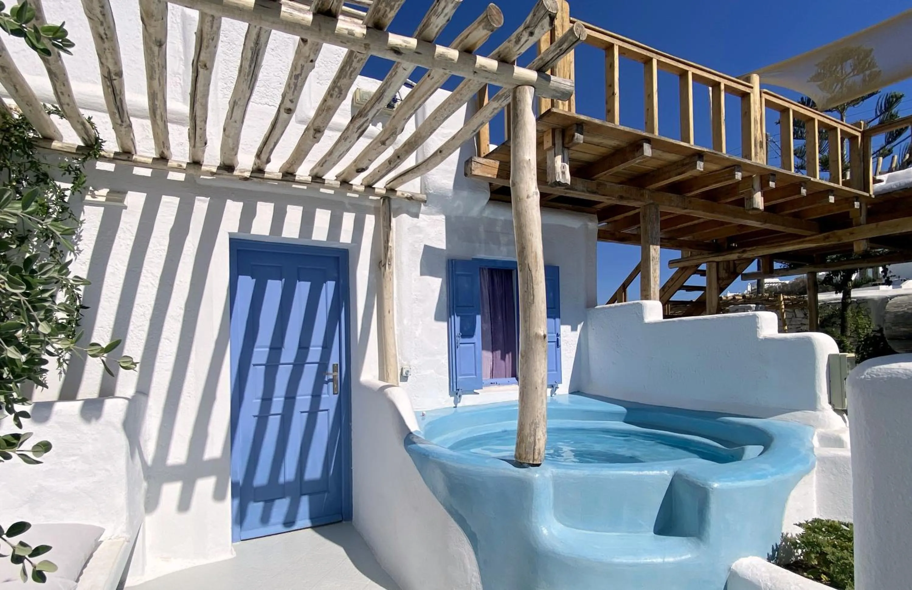 Patio in Apsenti couples only