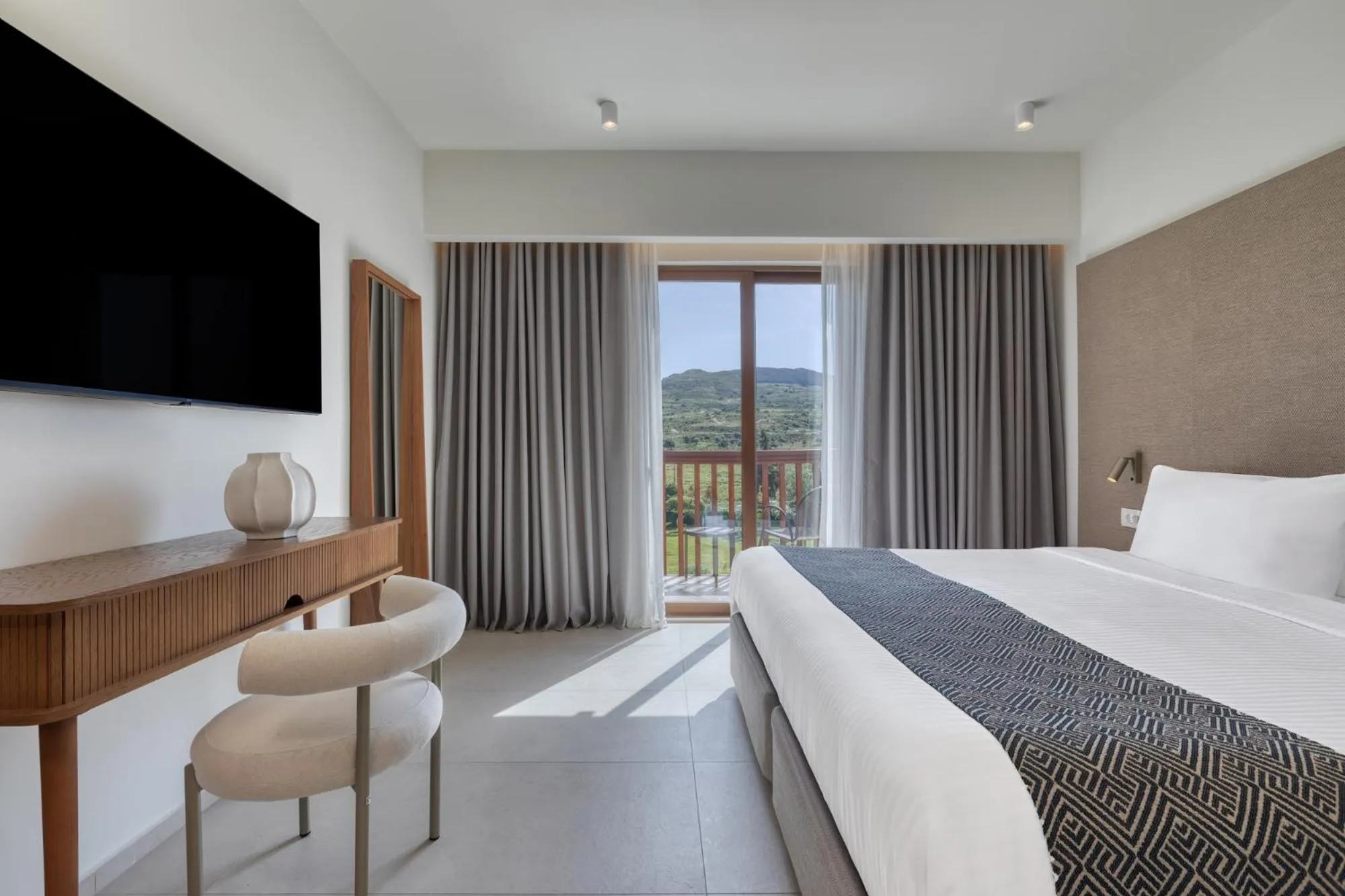 View (from property/room), Bed in Oceanis Beach & Spa Resort