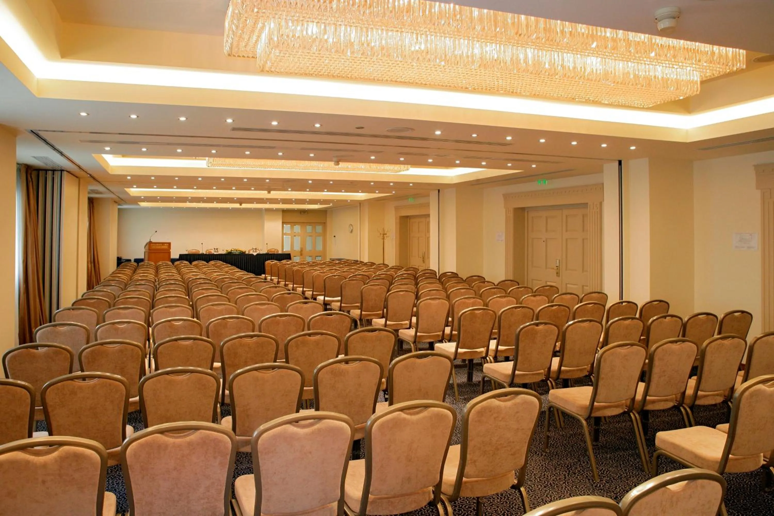 Meeting/conference room in Holiday Inn Thessaloniki by IHG
