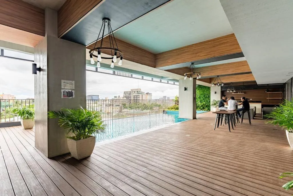 Pool view in Your Home Near The City Life