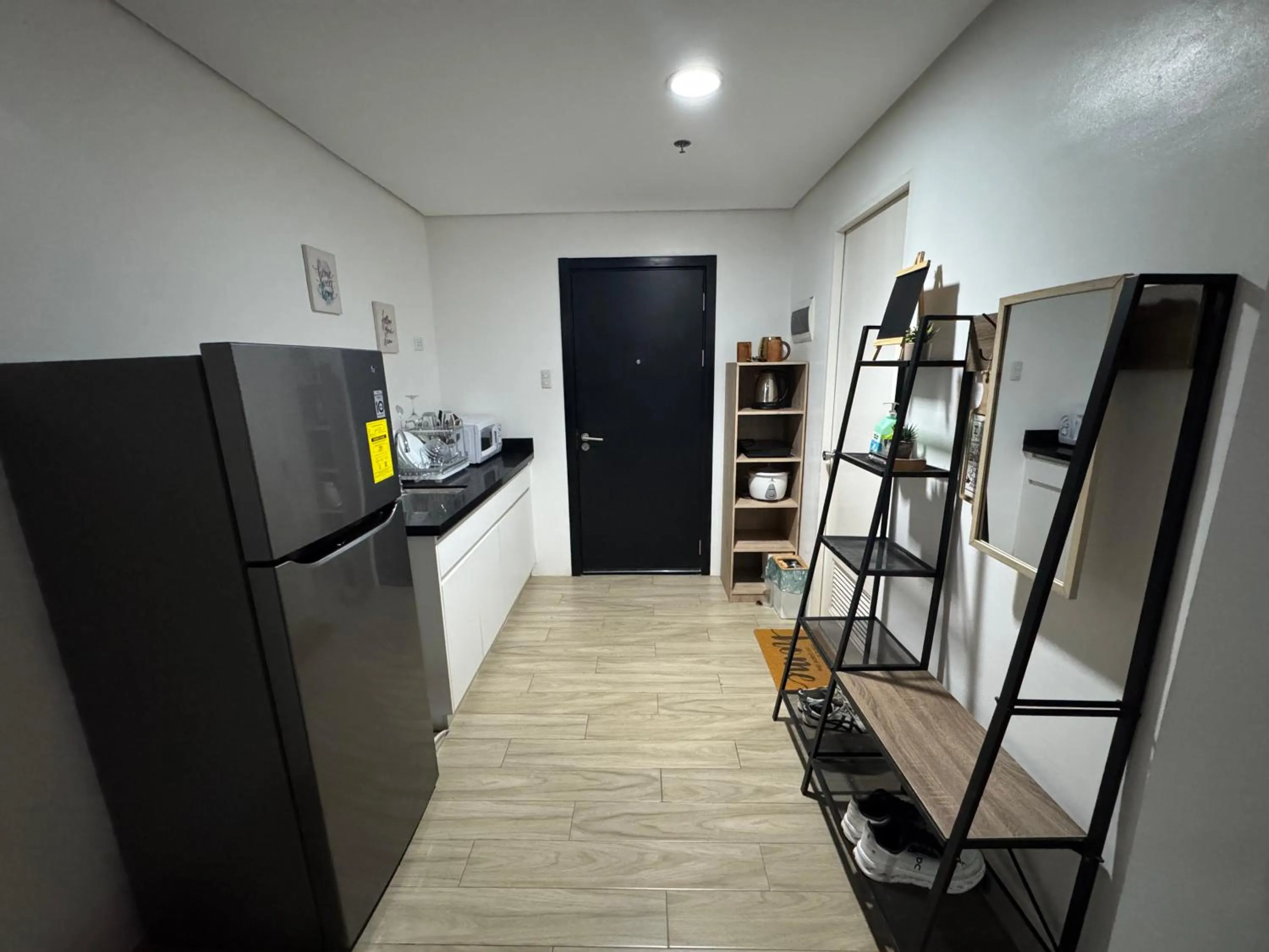 Your Home Near The City Life