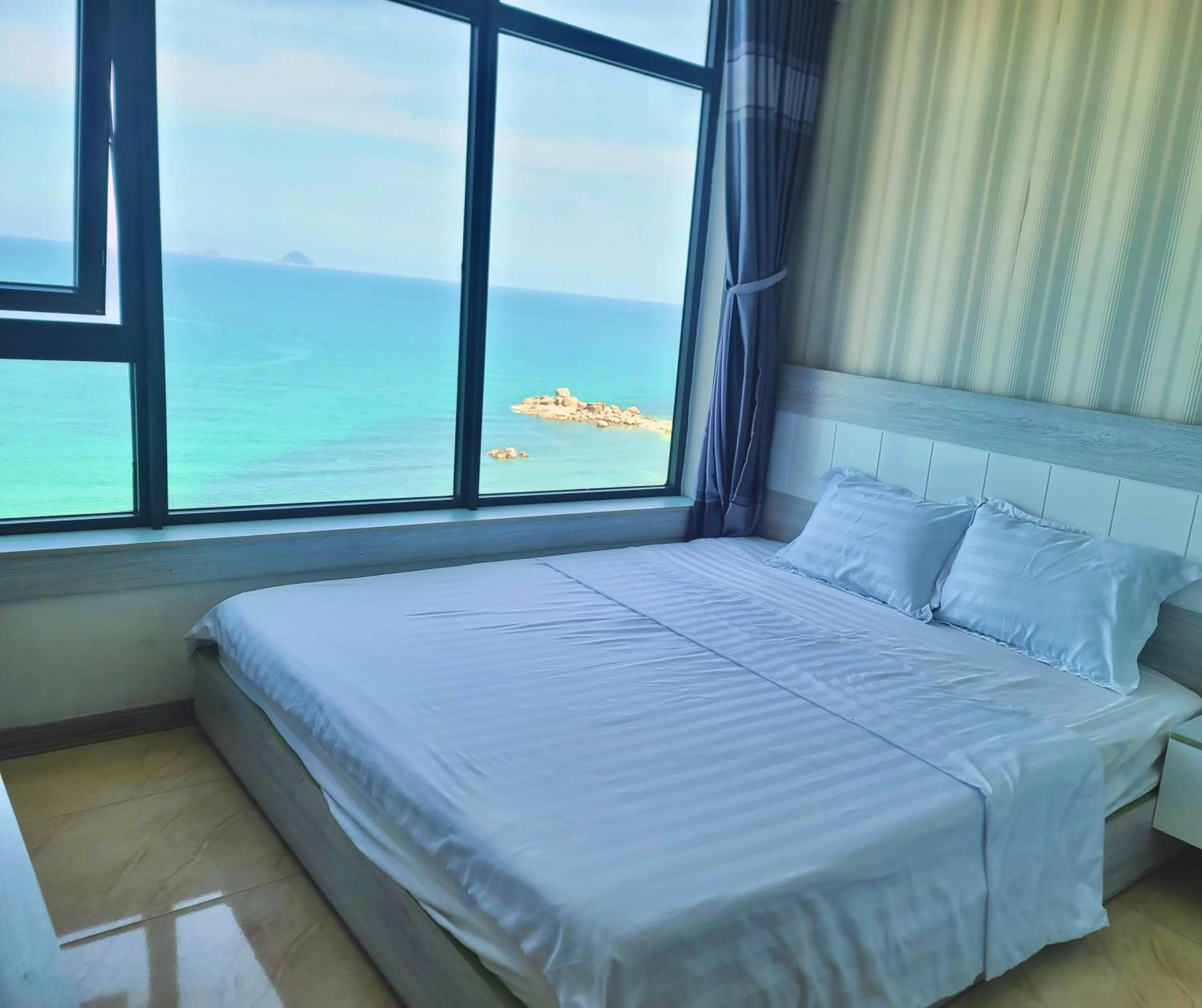 Bed in Ocean Dream Apartment Nha Trang