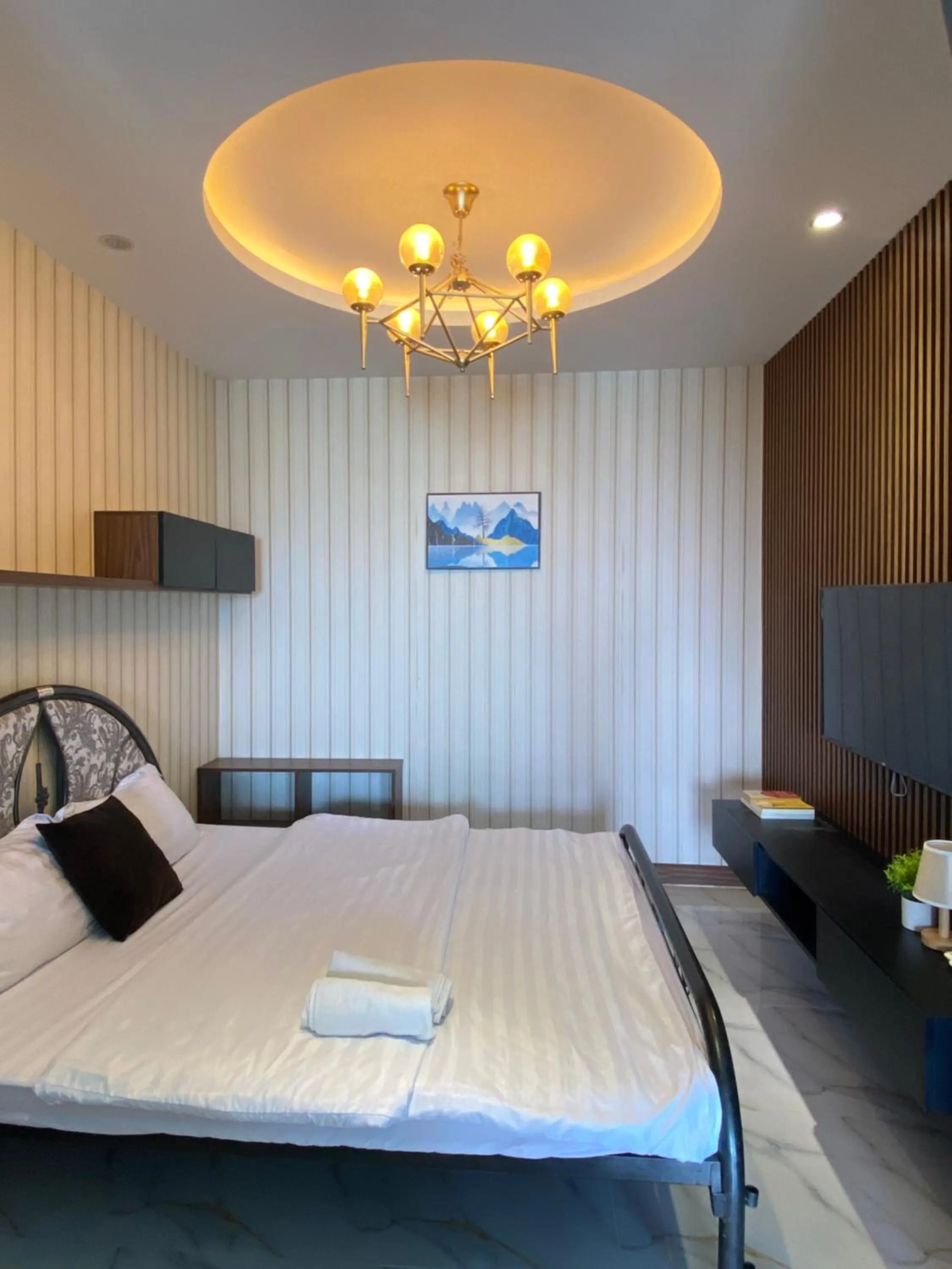 Bed in Ocean Dream Apartment Nha Trang