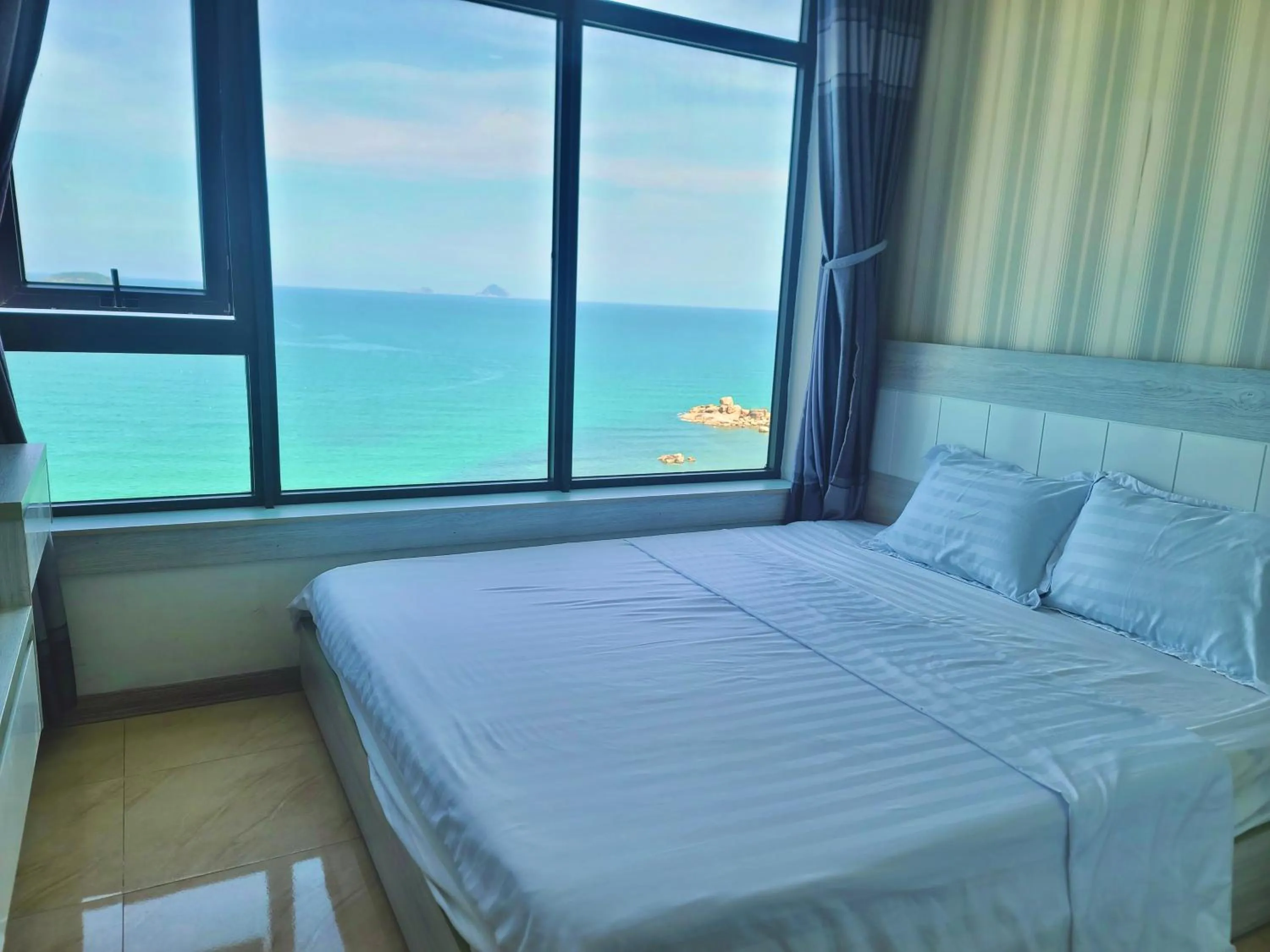 Bed in Ocean Dream Apartment Nha Trang