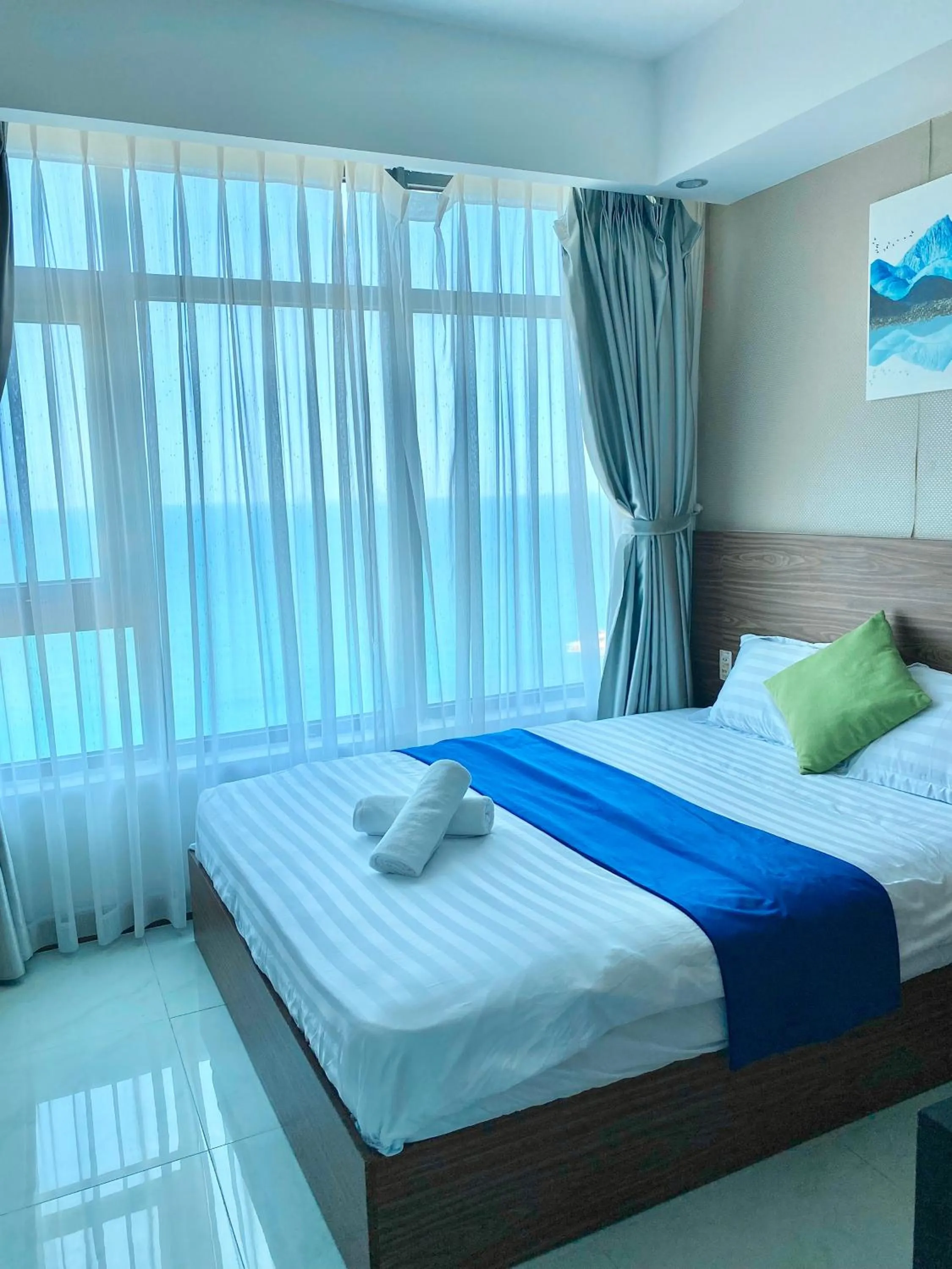 Bed in Ocean Dream Apartment Nha Trang