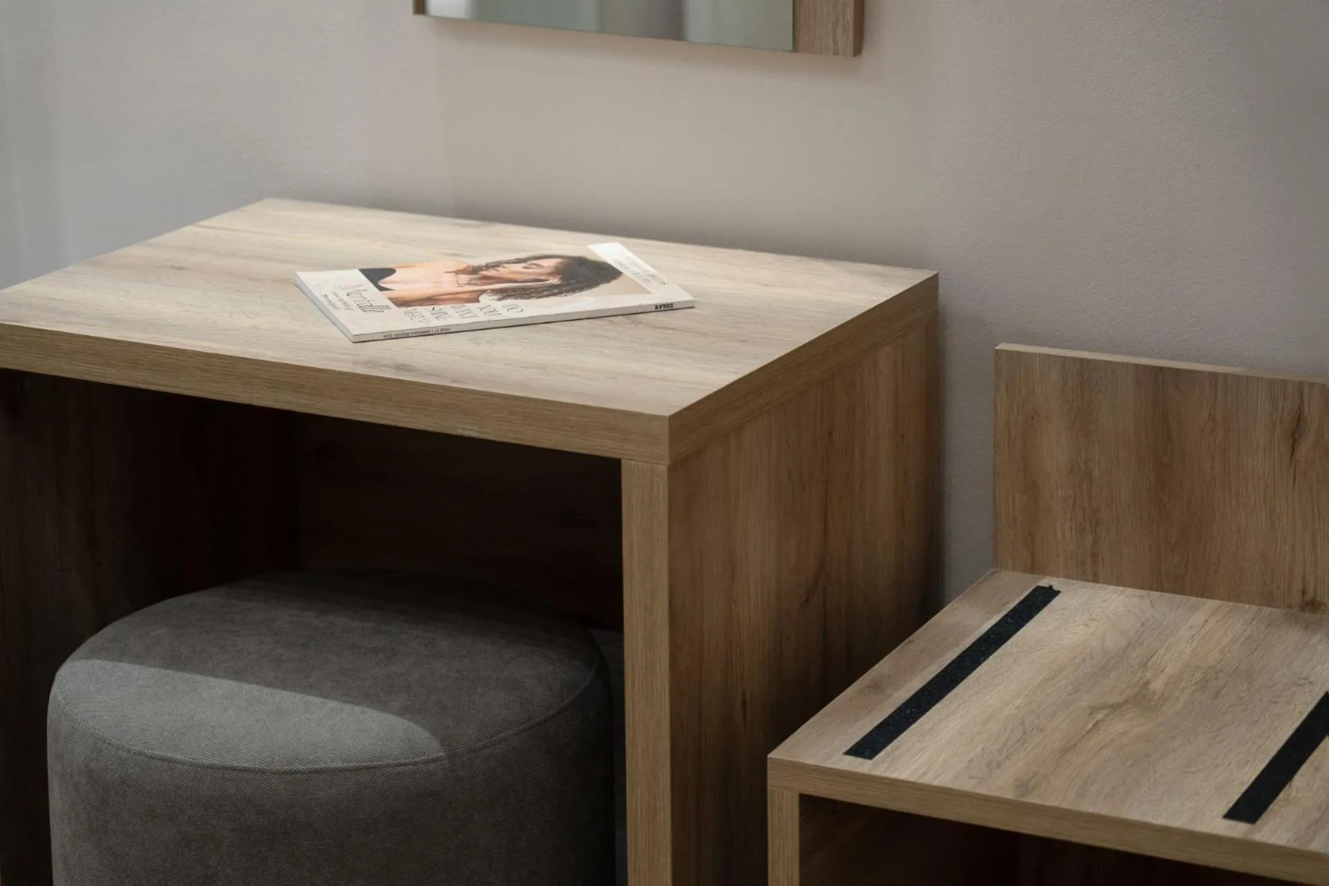 Decorative detail in Piraeus City Hotel