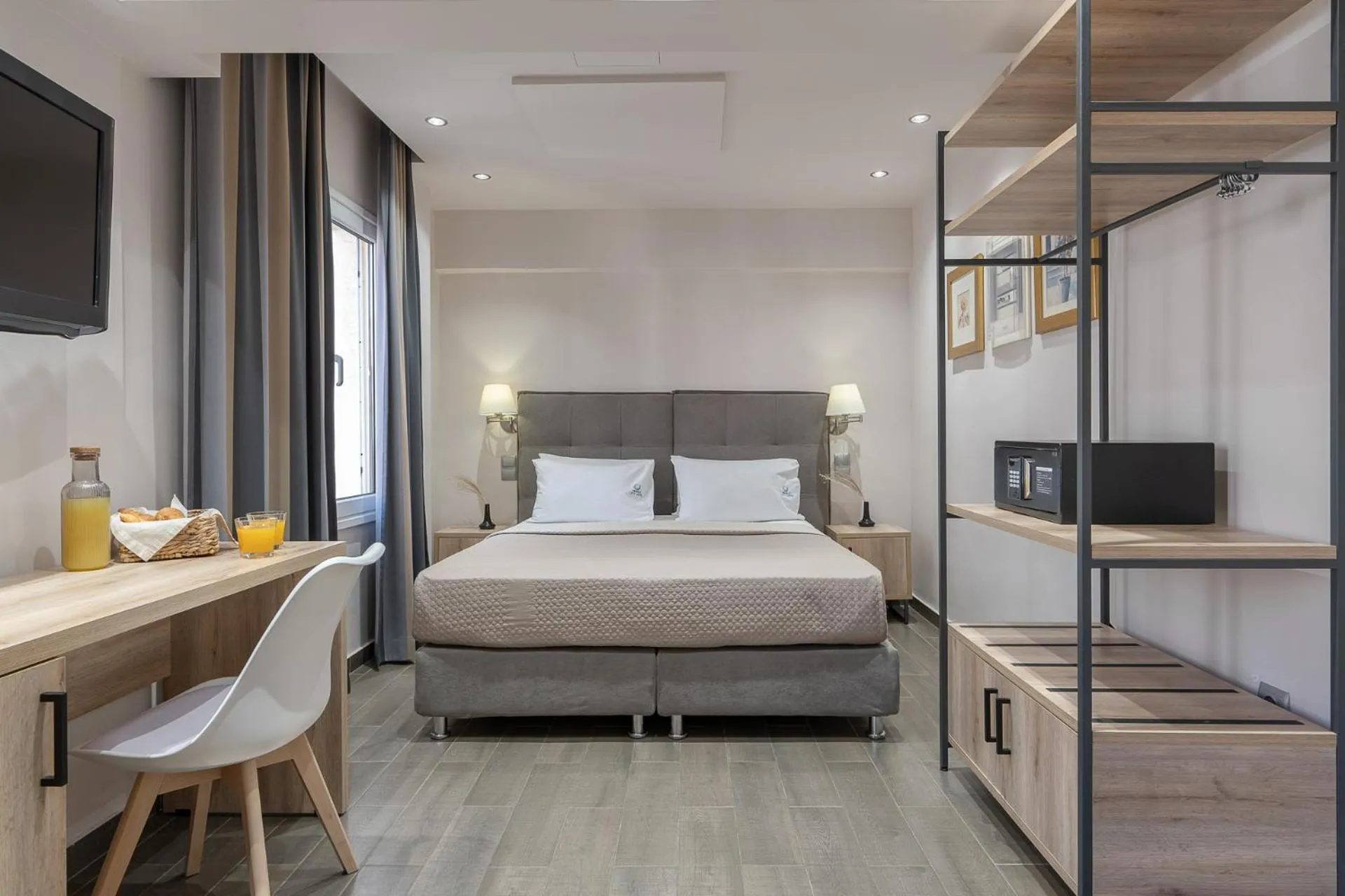 Bedroom, Bed in Piraeus City Hotel