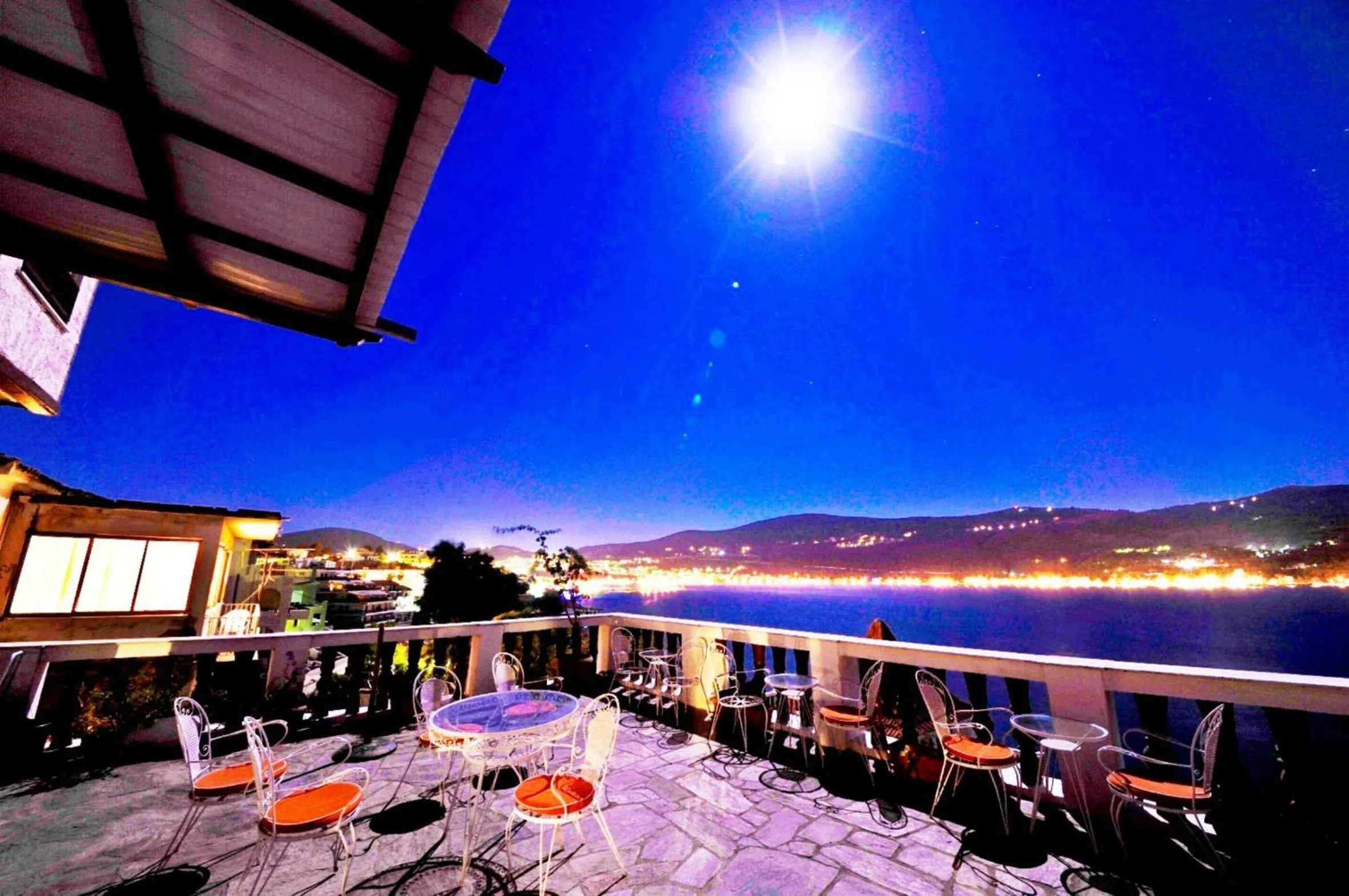 Restaurant/places to eat in Mirini Hotel