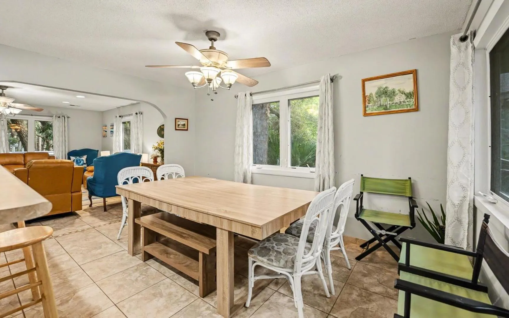 Dining area in 844 Marsh Dunes