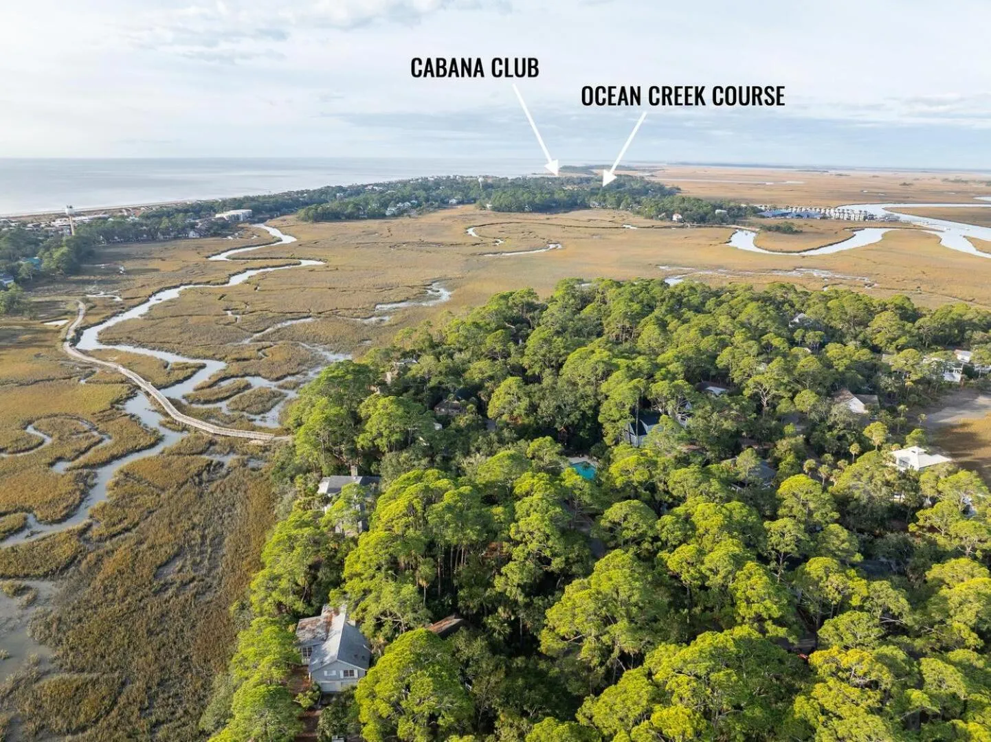 Property building in 844 Marsh Dunes