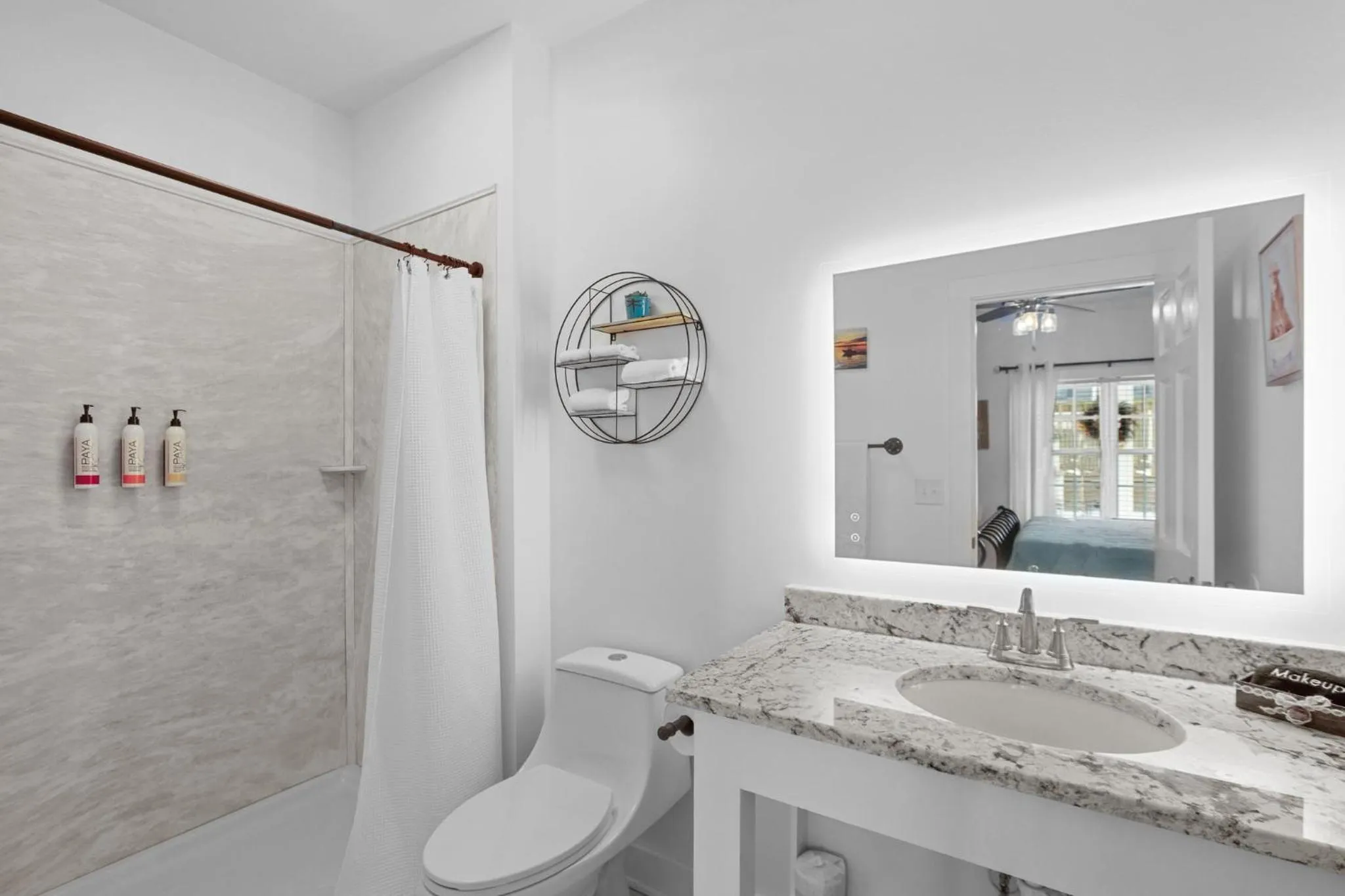 Bathroom in Little Inn on Main