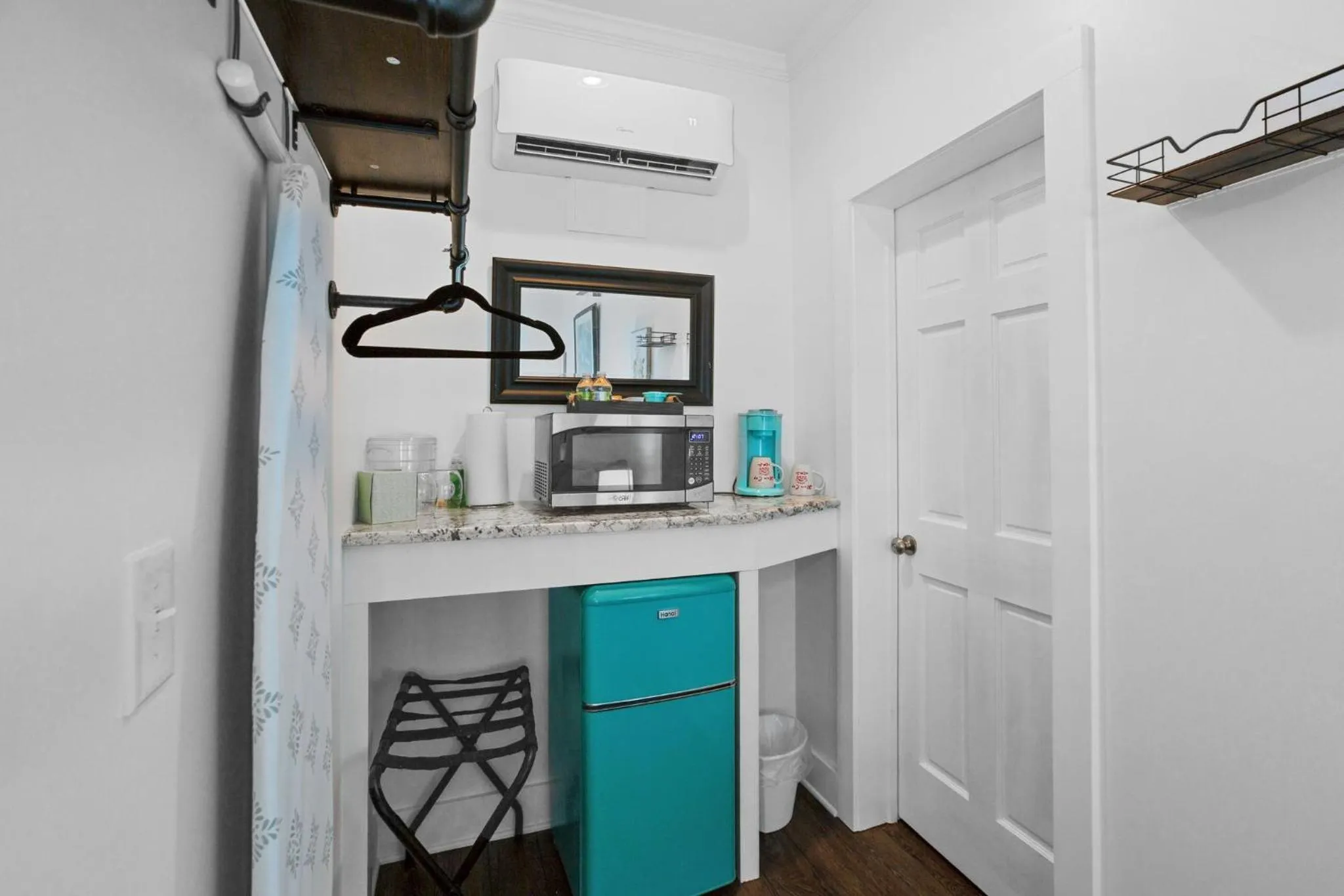 Kitchen or kitchenette in Little Inn on Main