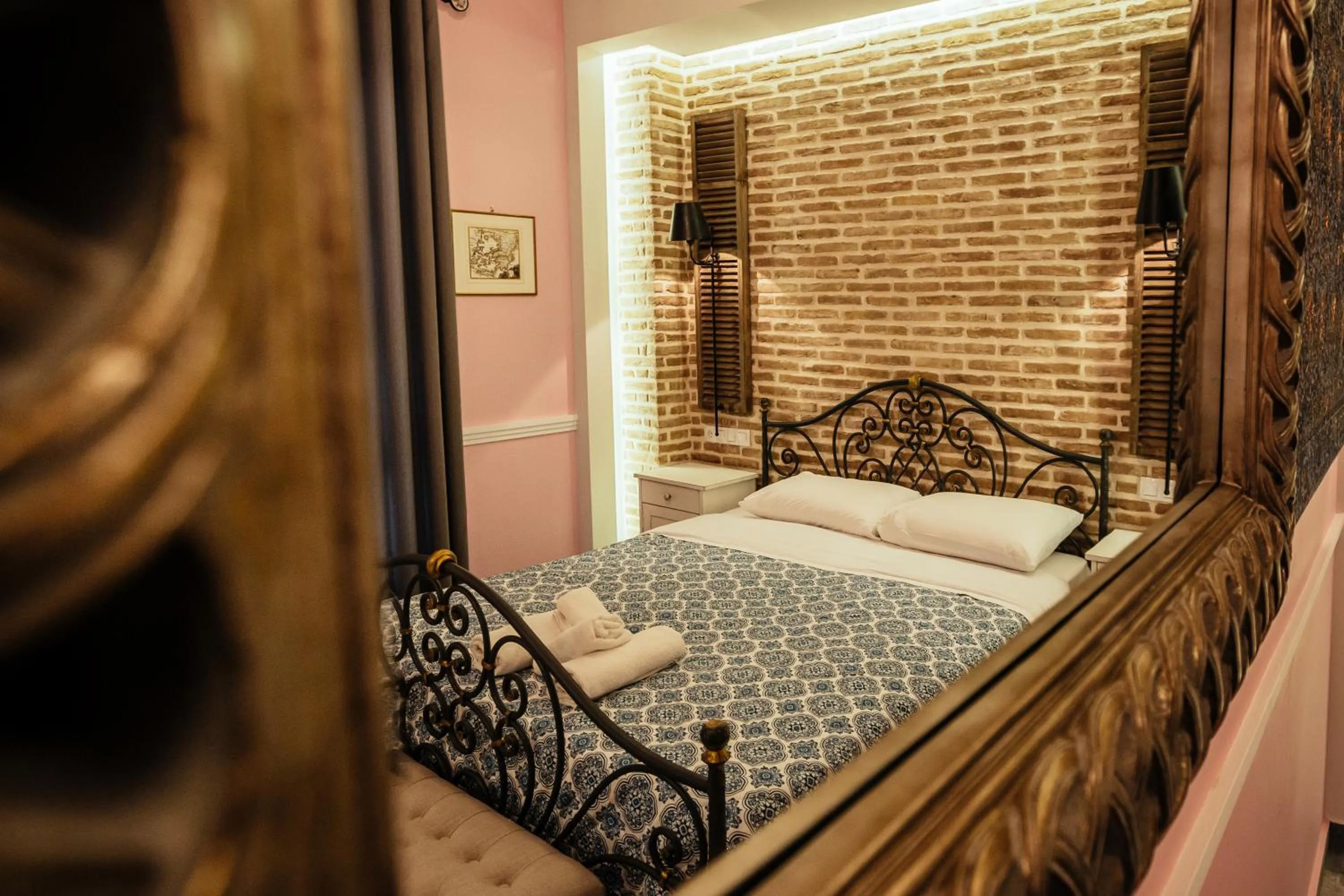 Decorative detail, Bed in pension Acronafplia B&D