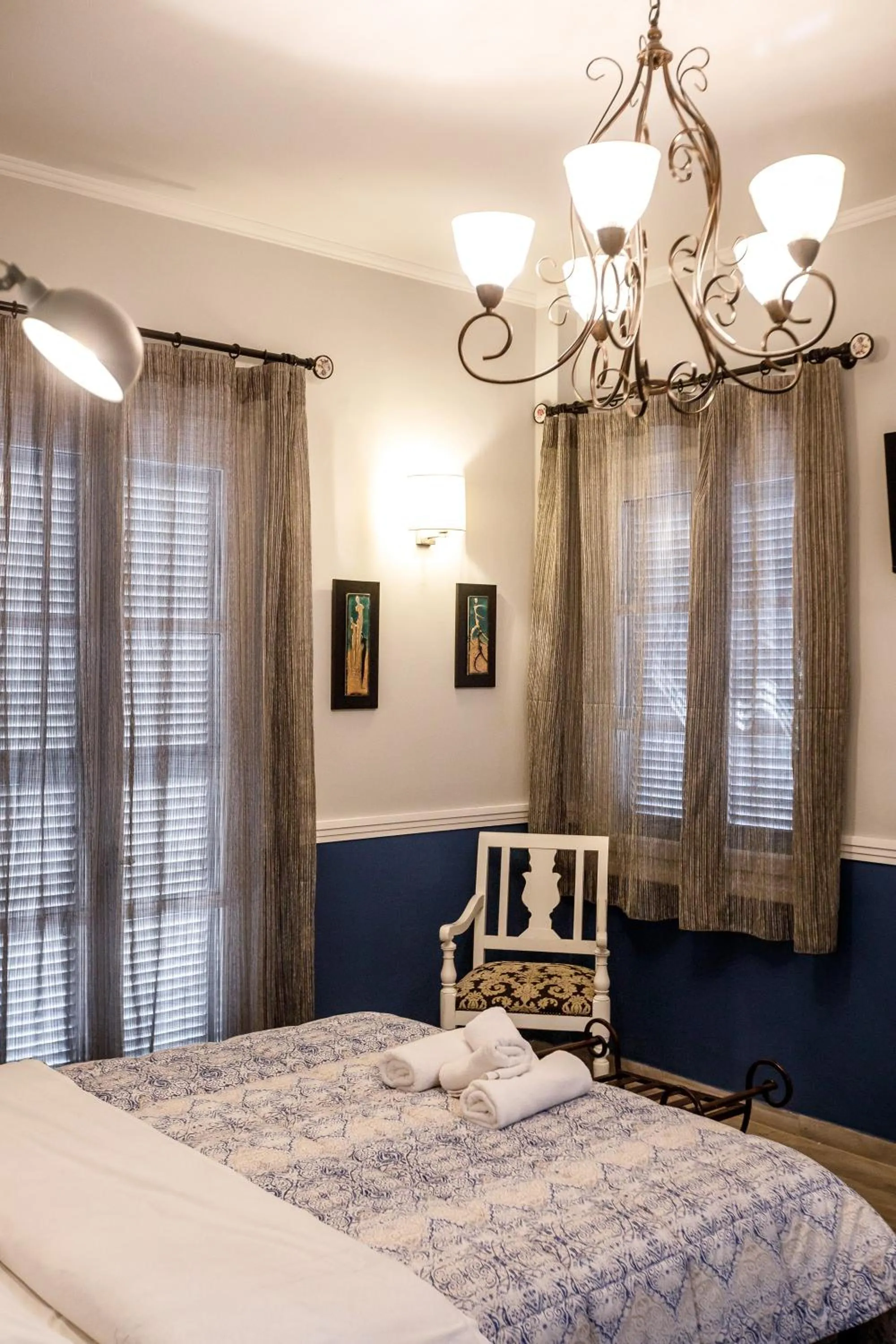 Photo of the whole room, Bed in pension Acronafplia B&D