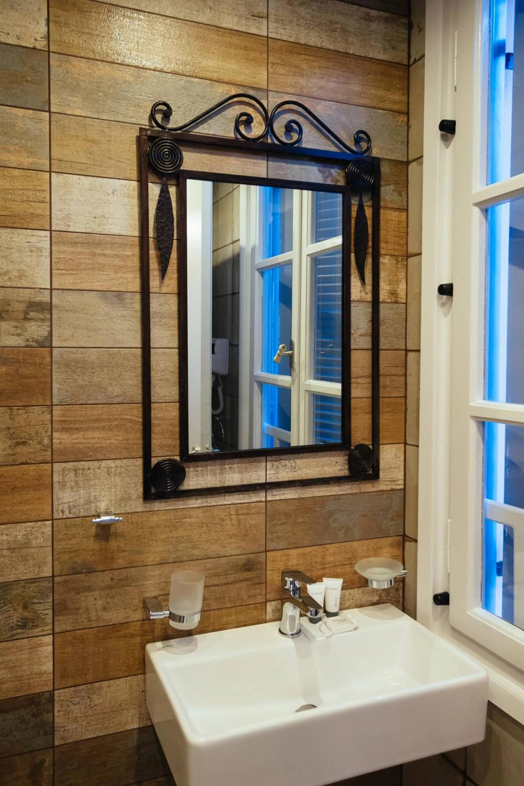 Bathroom in pension Acronafplia B&D