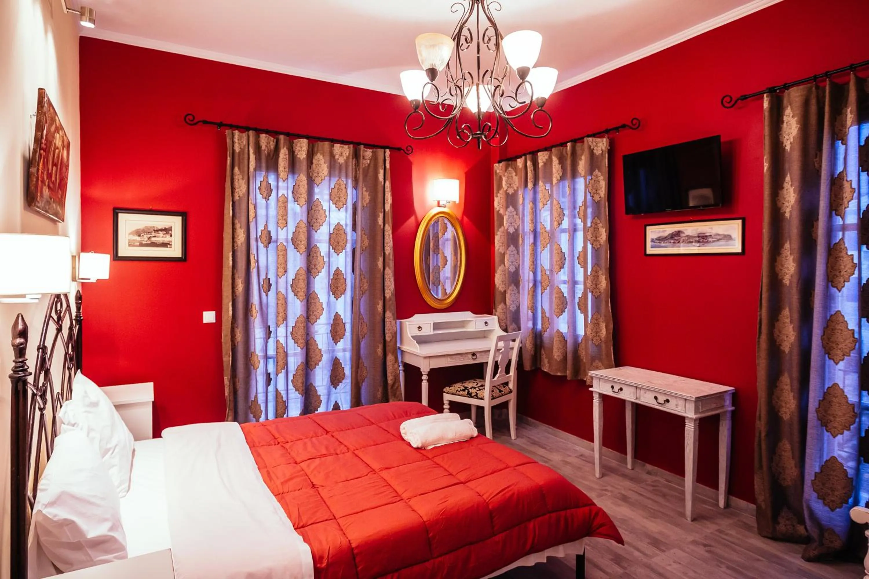 Photo of the whole room, Bed in pension Acronafplia B&D