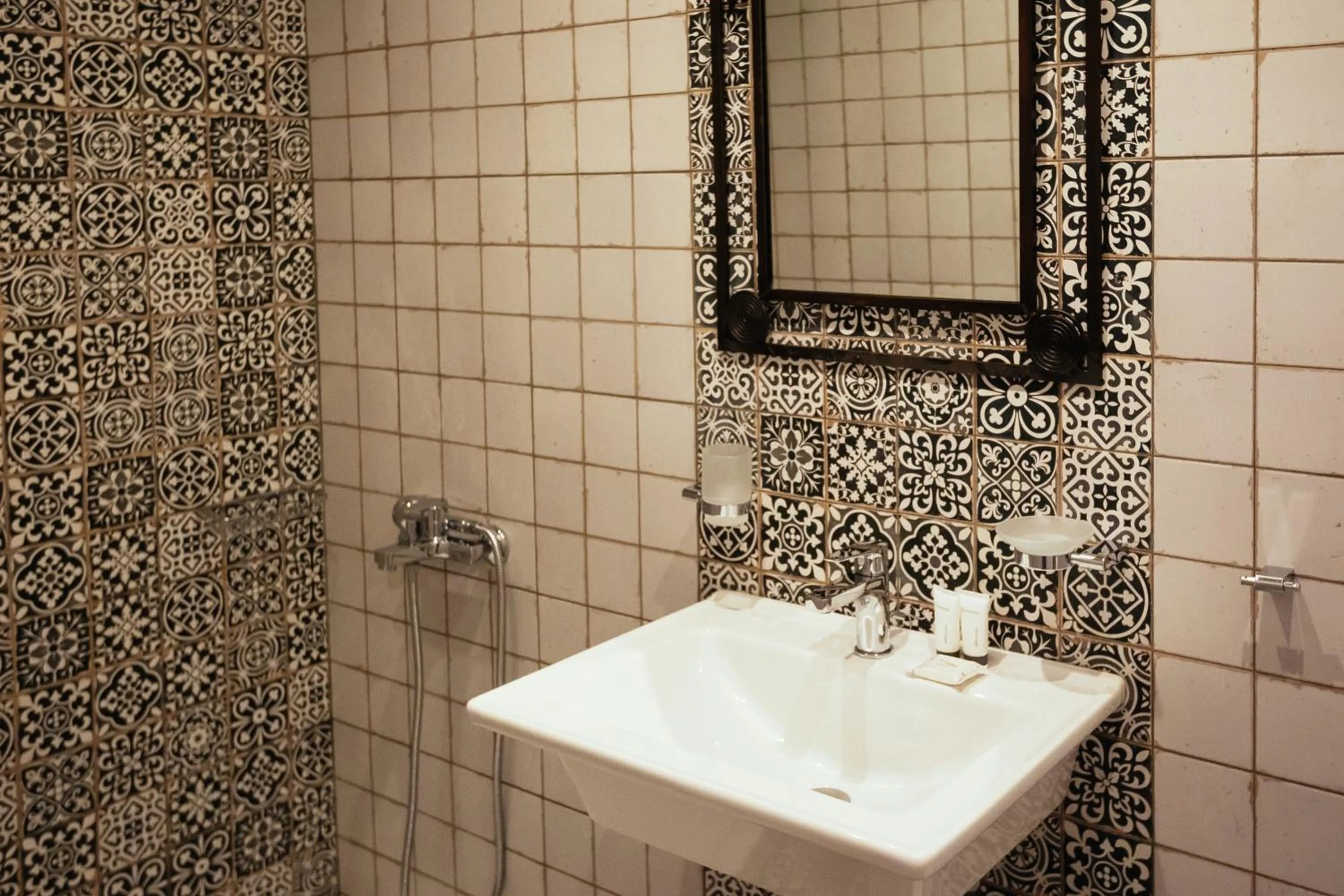 Bathroom in pension Acronafplia B&D