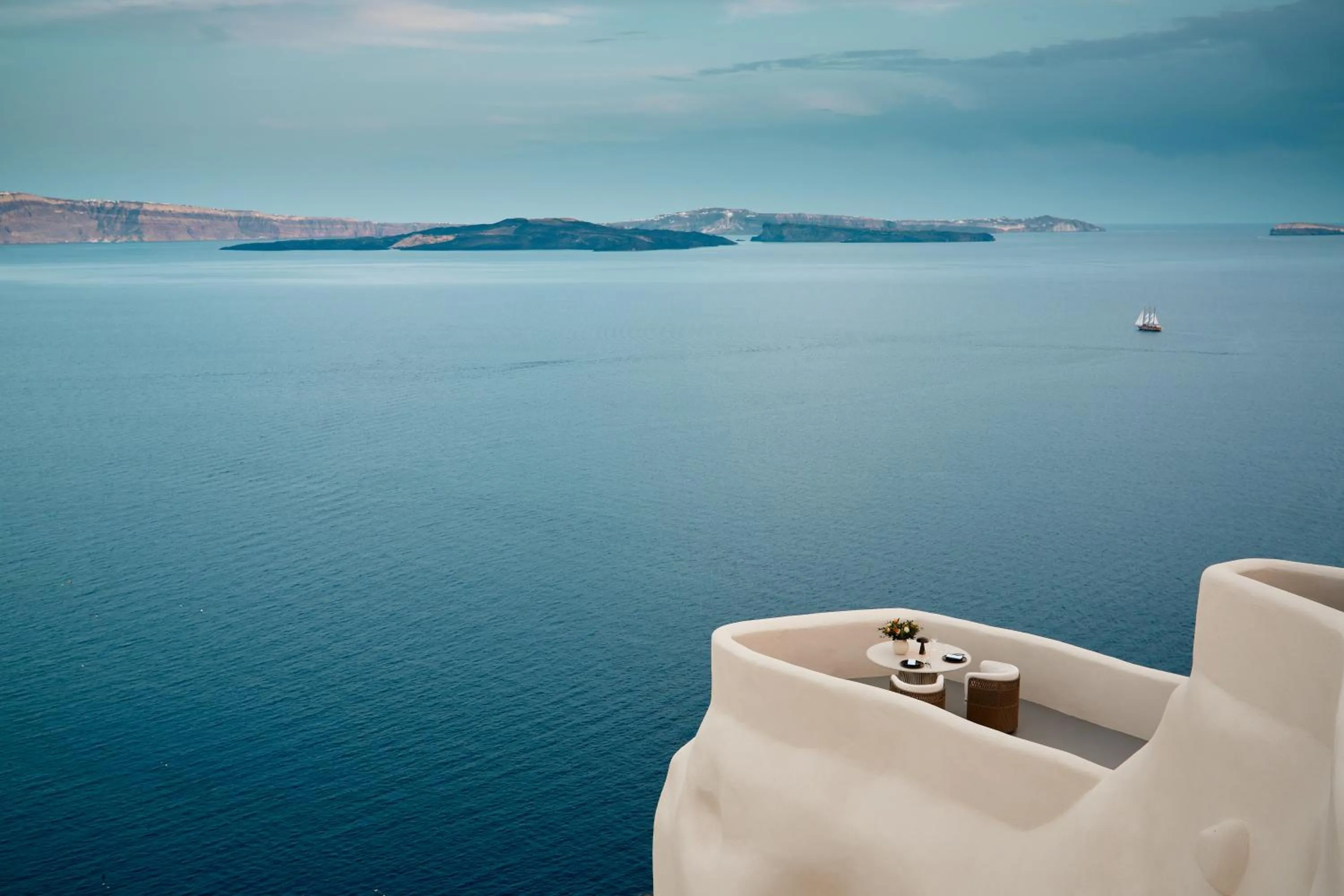 Restaurant/places to eat in Mystique, a Luxury Collection Hotel, Santorini