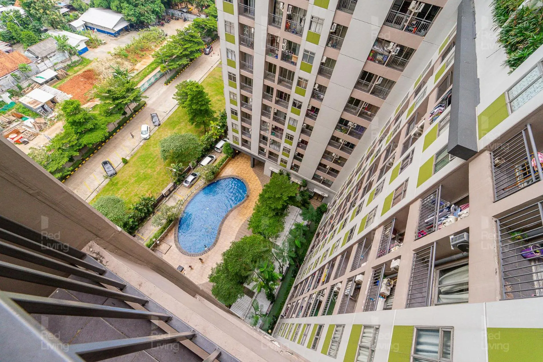 Property building in RedLiving Apartemen Serpong Green View - Nawawih Room Tower B