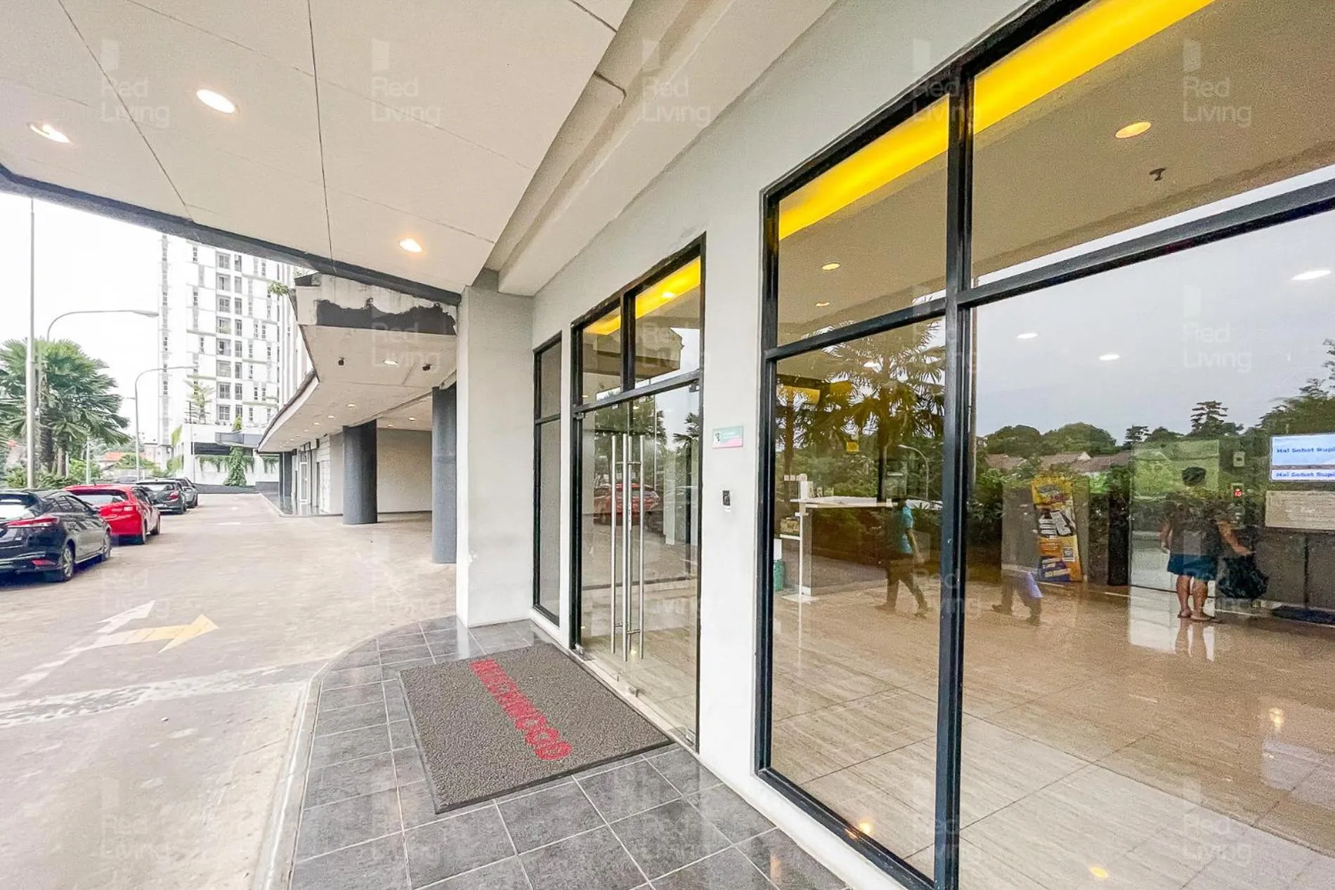 Property building in RedLiving Apartemen Serpong Green View - Nawawih Room Tower B