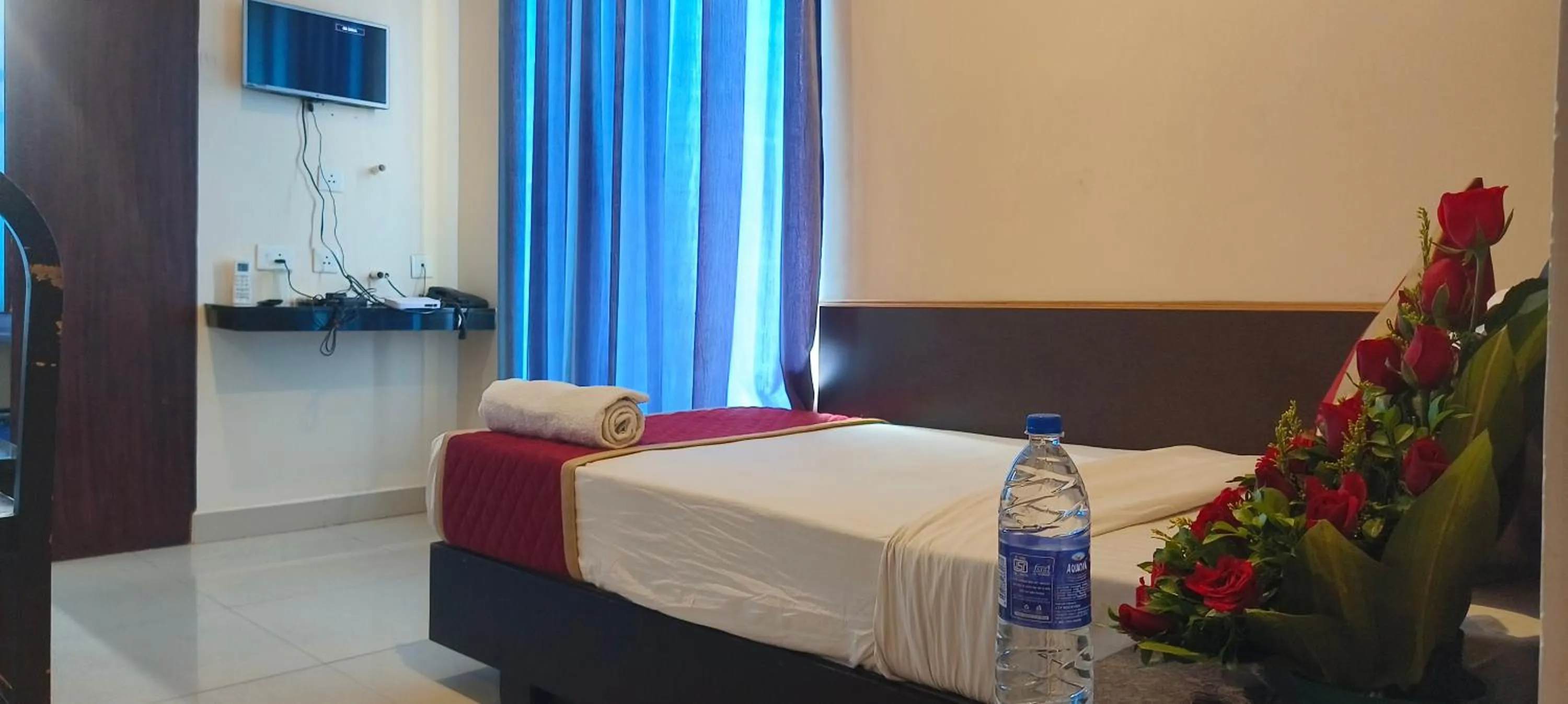 Photo of the whole room, Bed in HOTEL PIONEER PARADISE