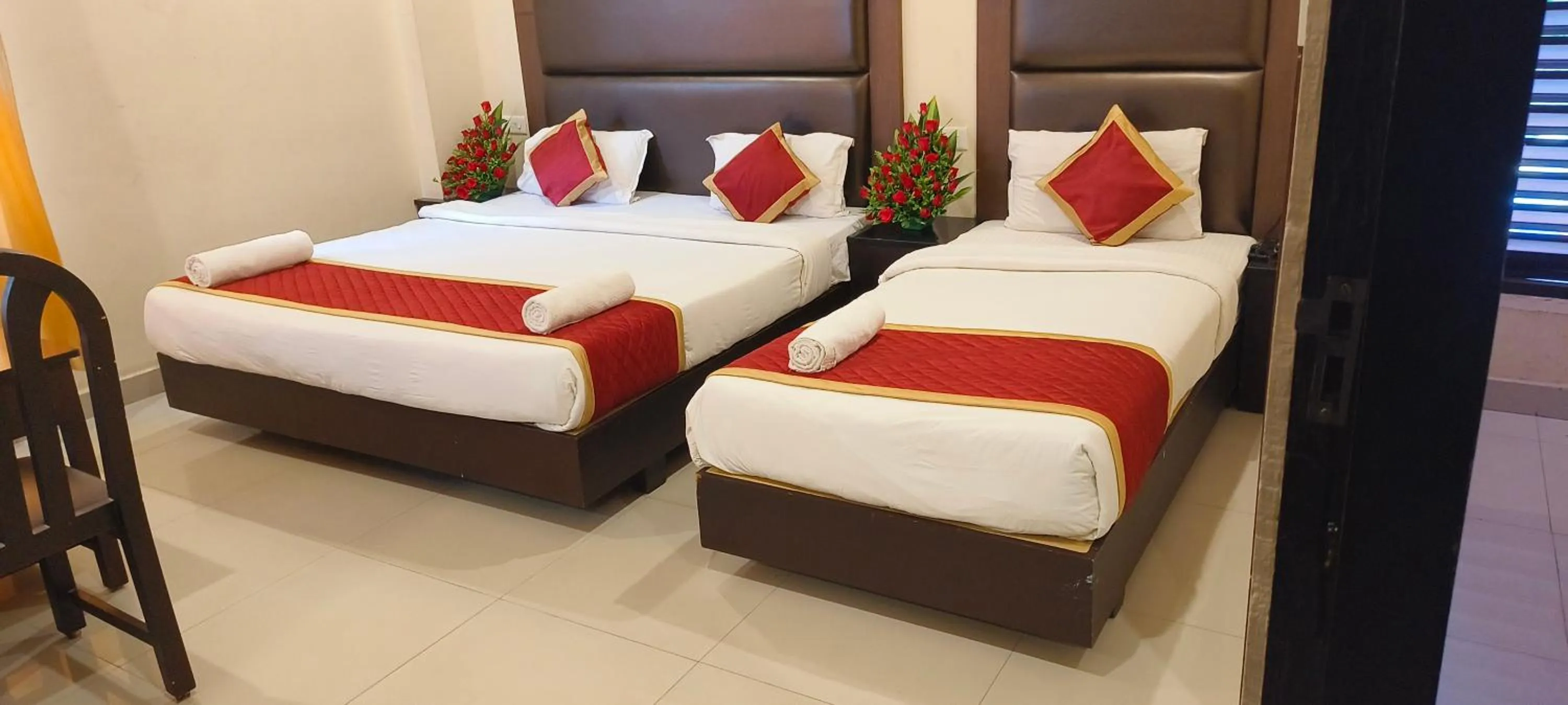 Bedroom, Bed in HOTEL PIONEER PARADISE