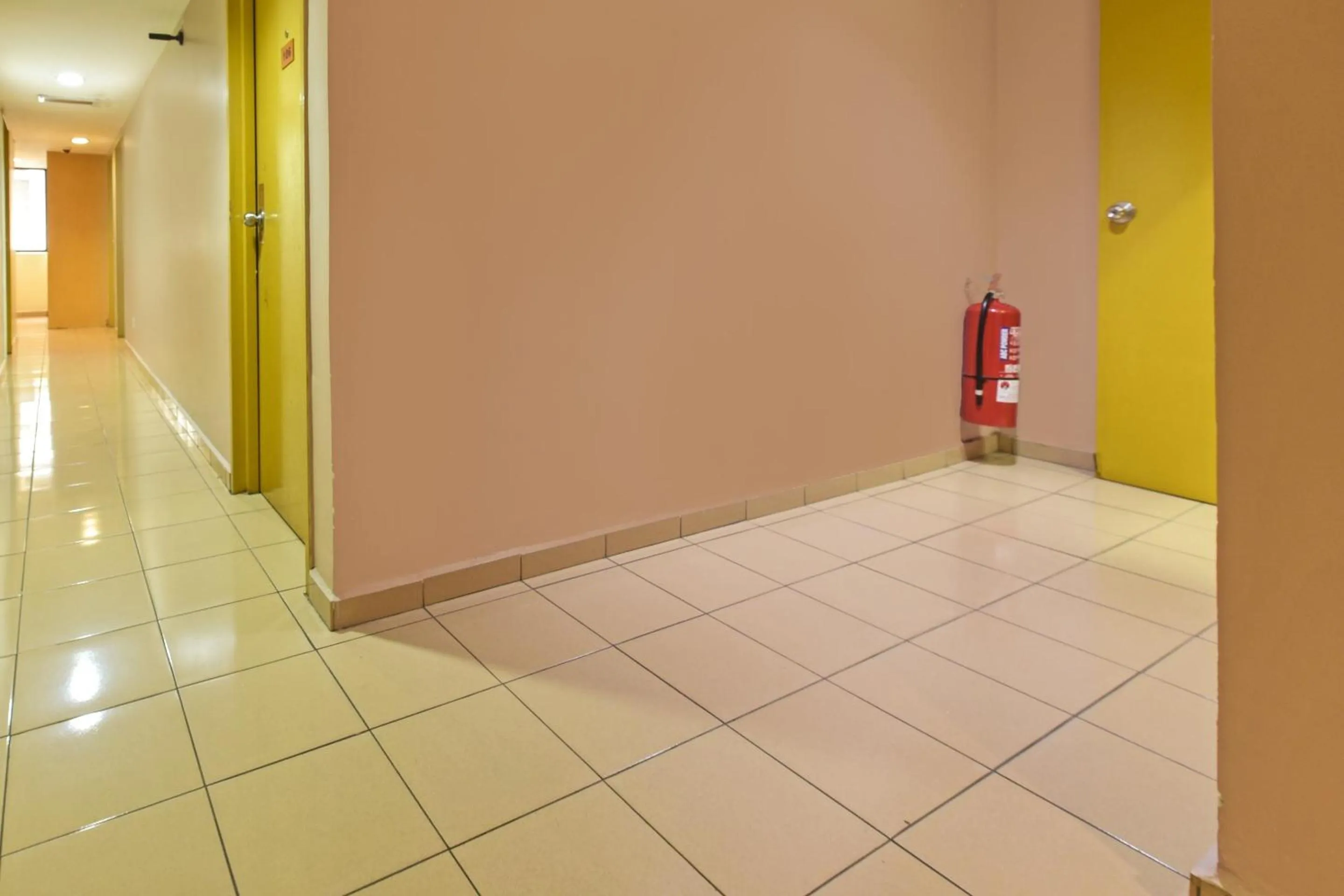 Lobby or reception in OYO 90732 New Hotel 33