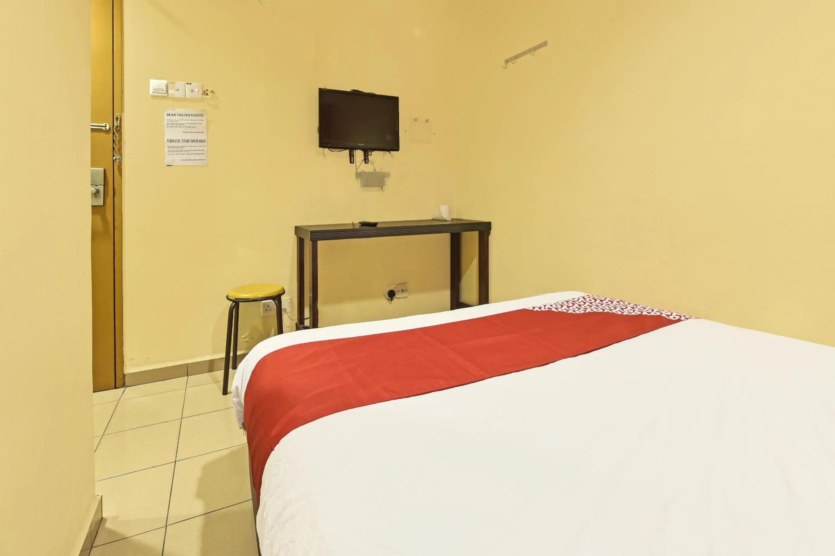 Bedroom, Bed in OYO 90732 New Hotel 33