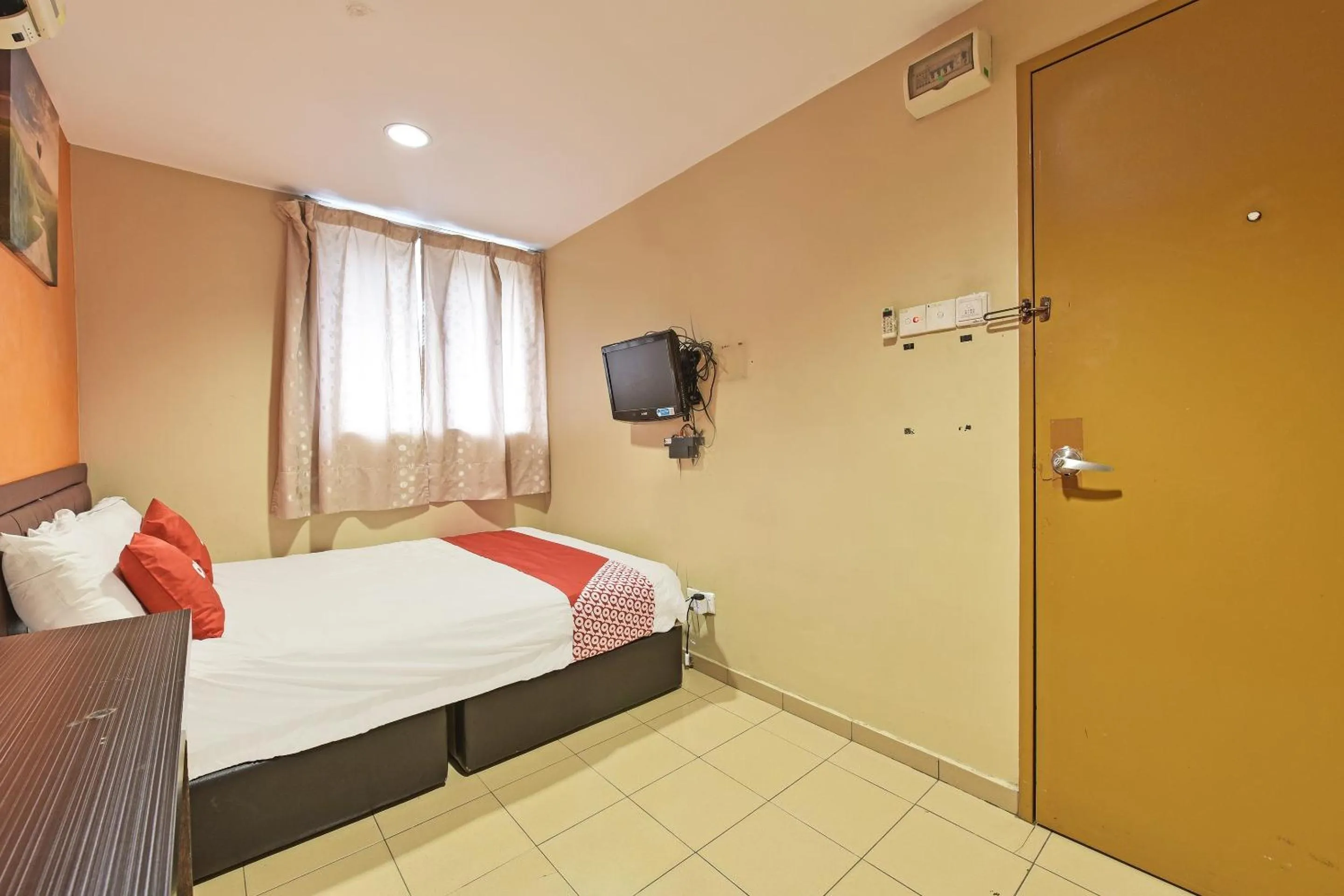 Bedroom, Bed in OYO 90732 New Hotel 33