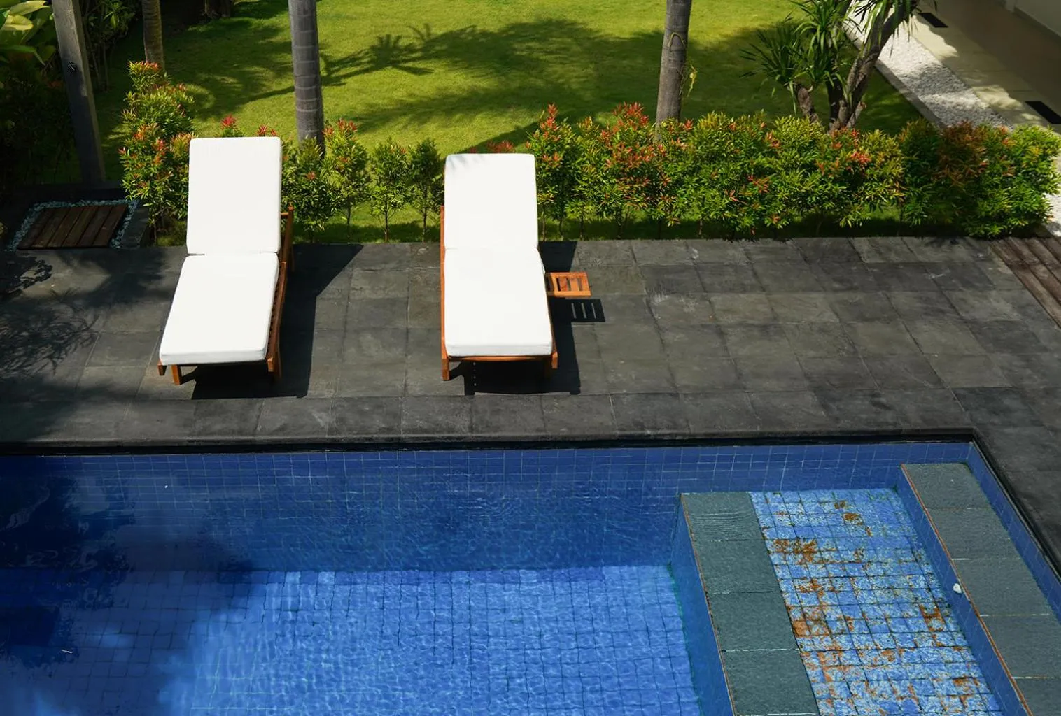 Pool view in Roots Hotel Senggigi