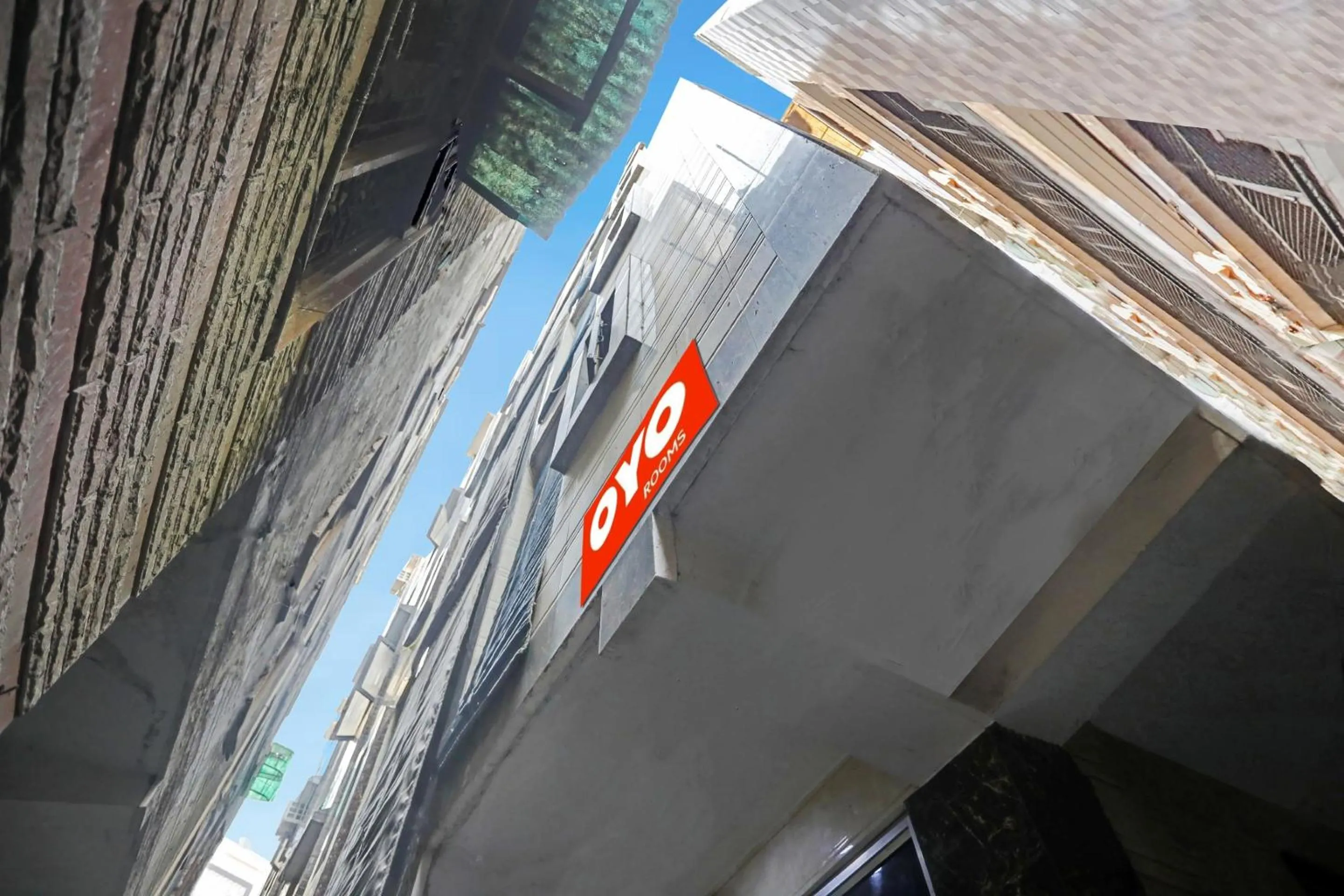 Facade/entrance in Hotel O Sun Shine