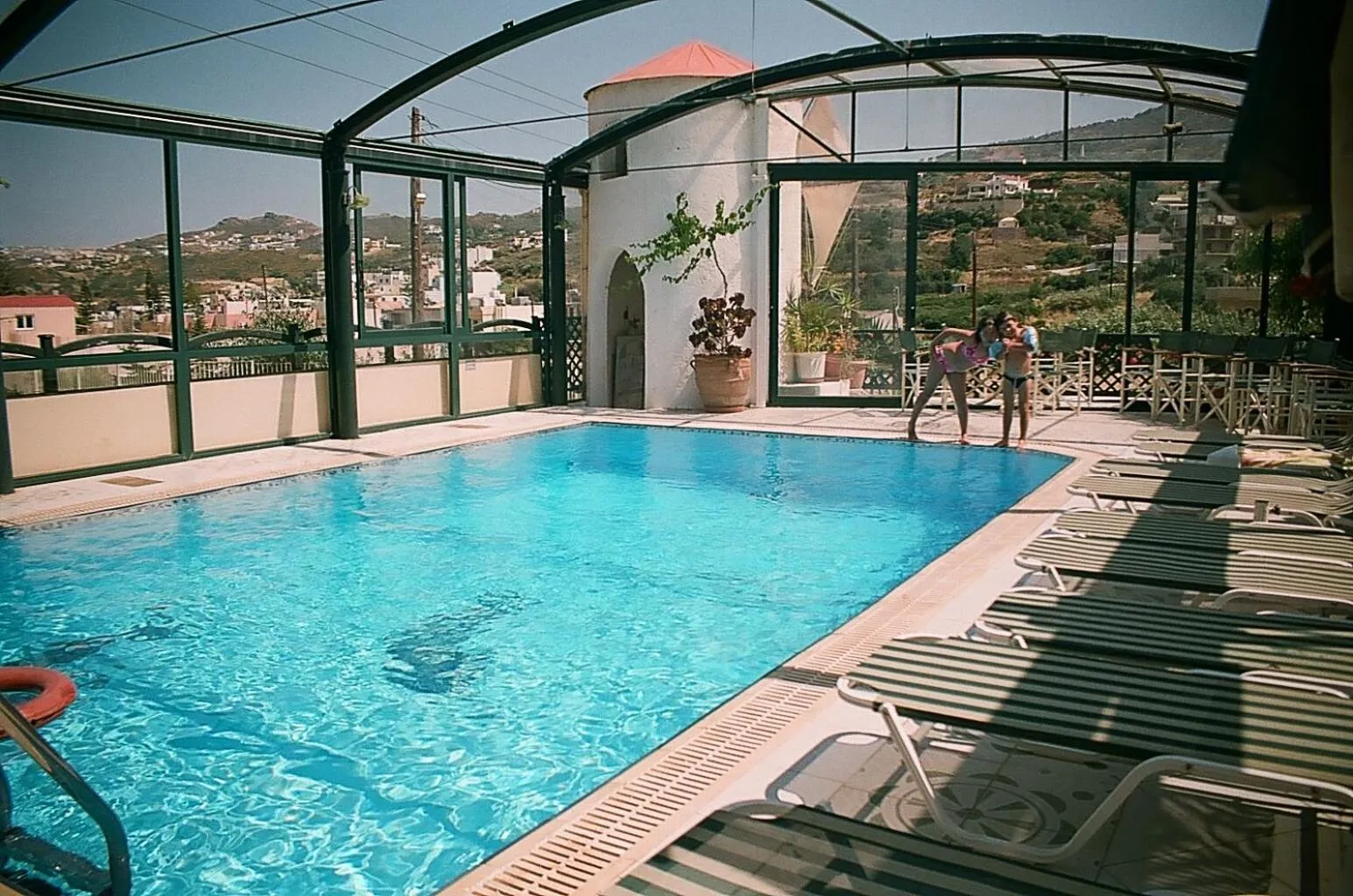 Swimming pool in Dioskouroi Apts