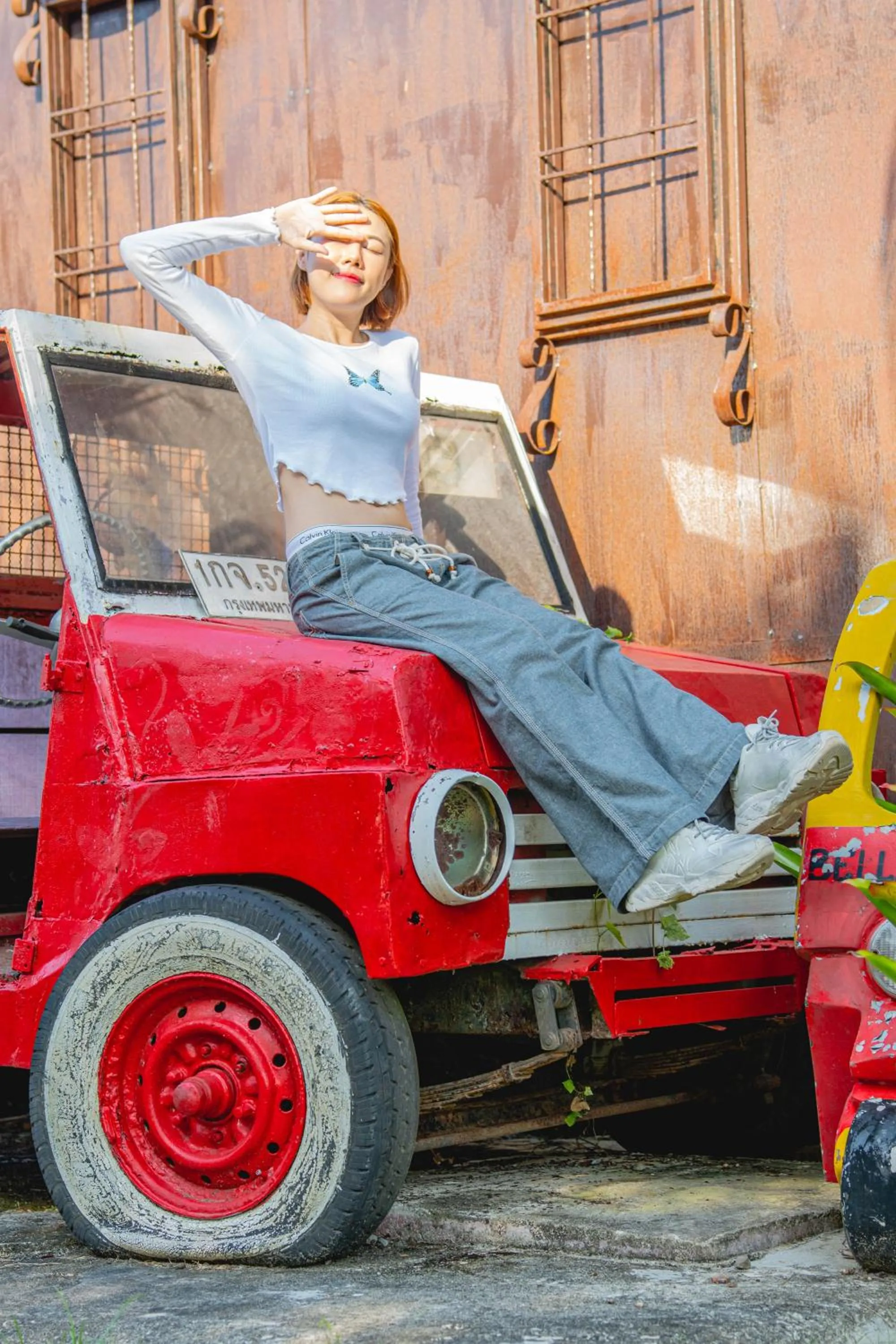 People in Apinya Resort Bangsarey