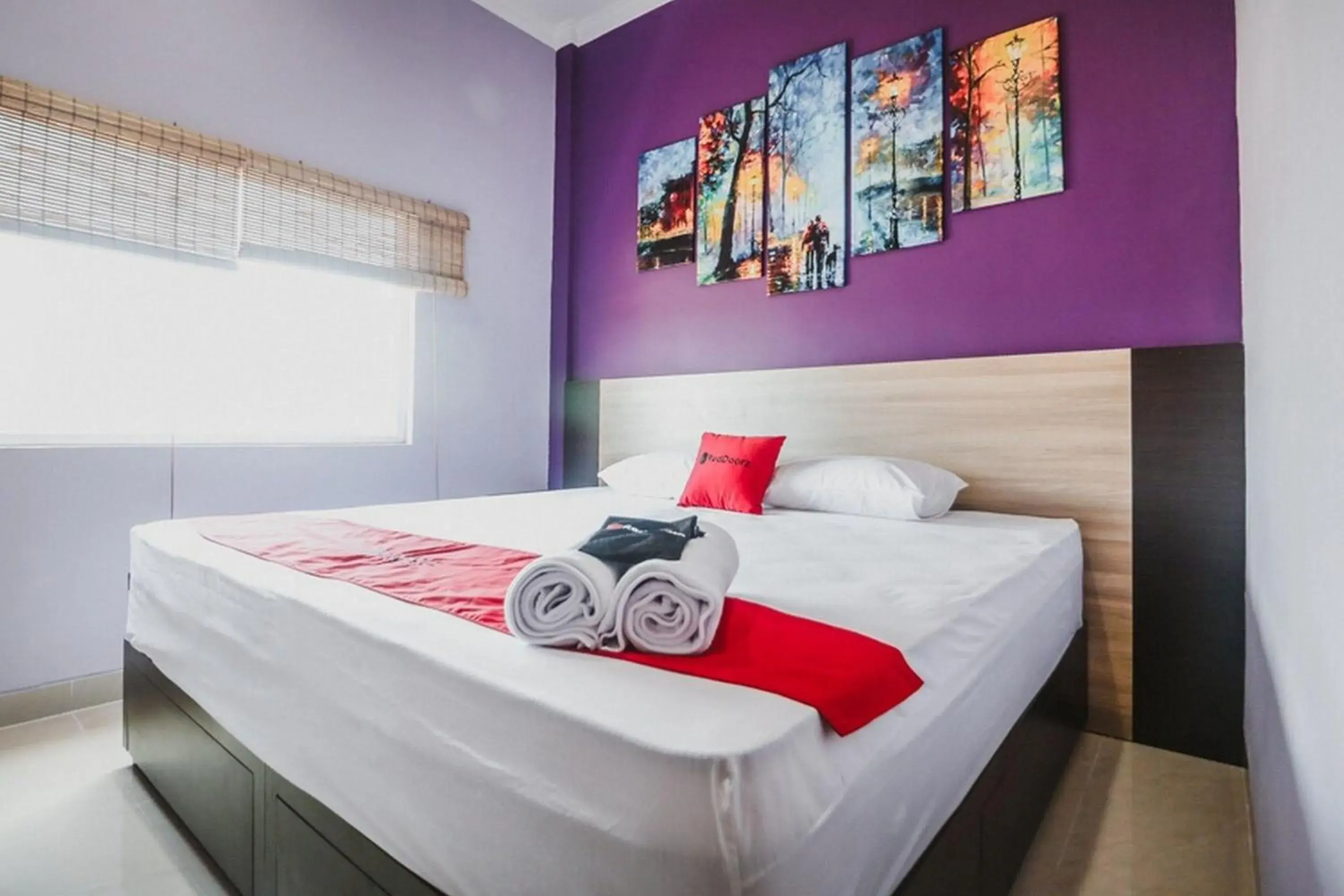 RedDoorz @ myRoom UMY RedDoorz @ myRoom UMY