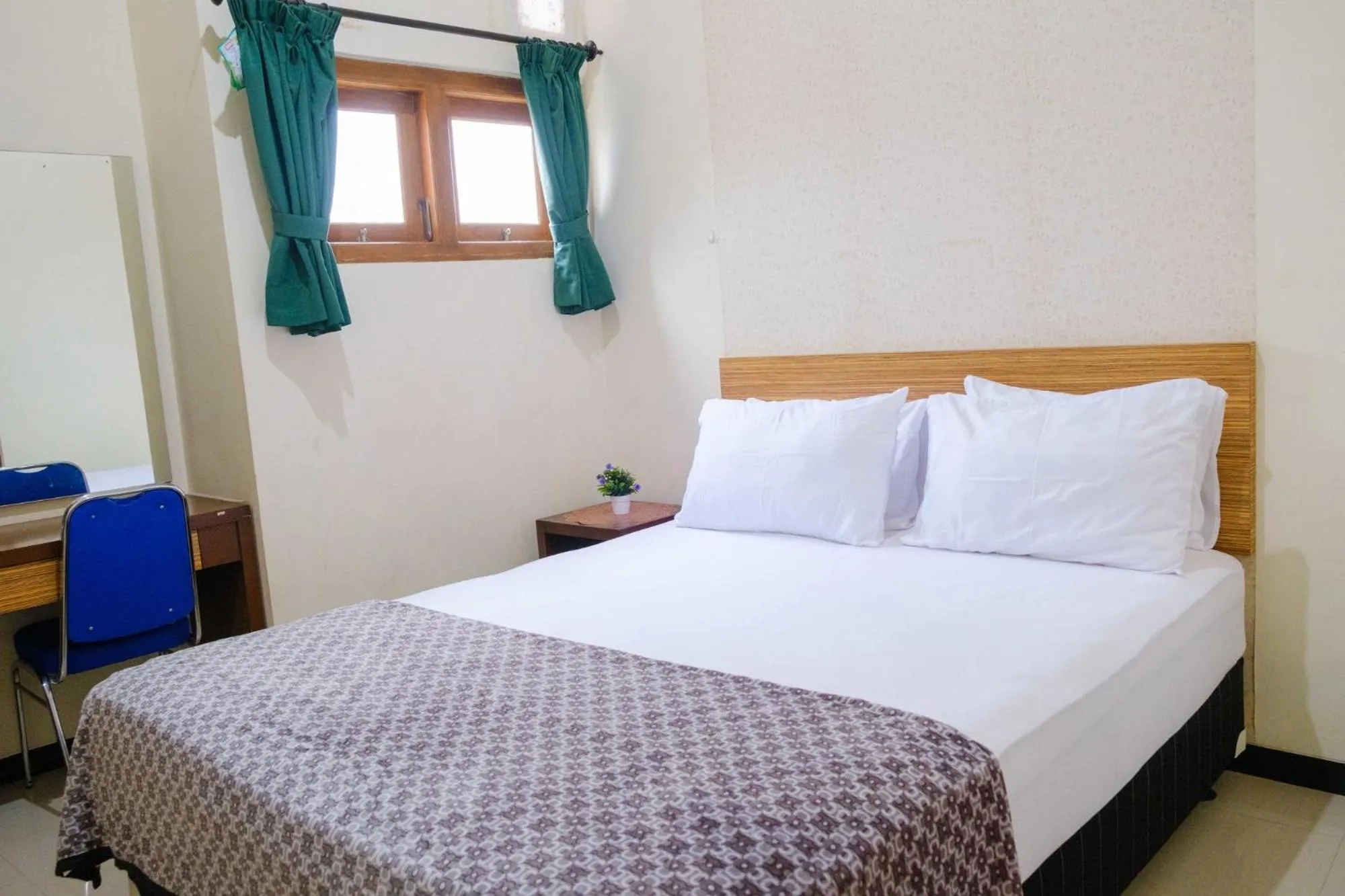 Bedroom, Bed in Homestay Griya Kinasih Syariah Pati Mitra RedDoorz