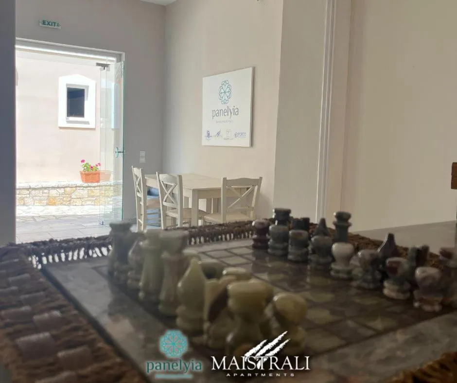 Dining area in Maistrali Hotel Zante