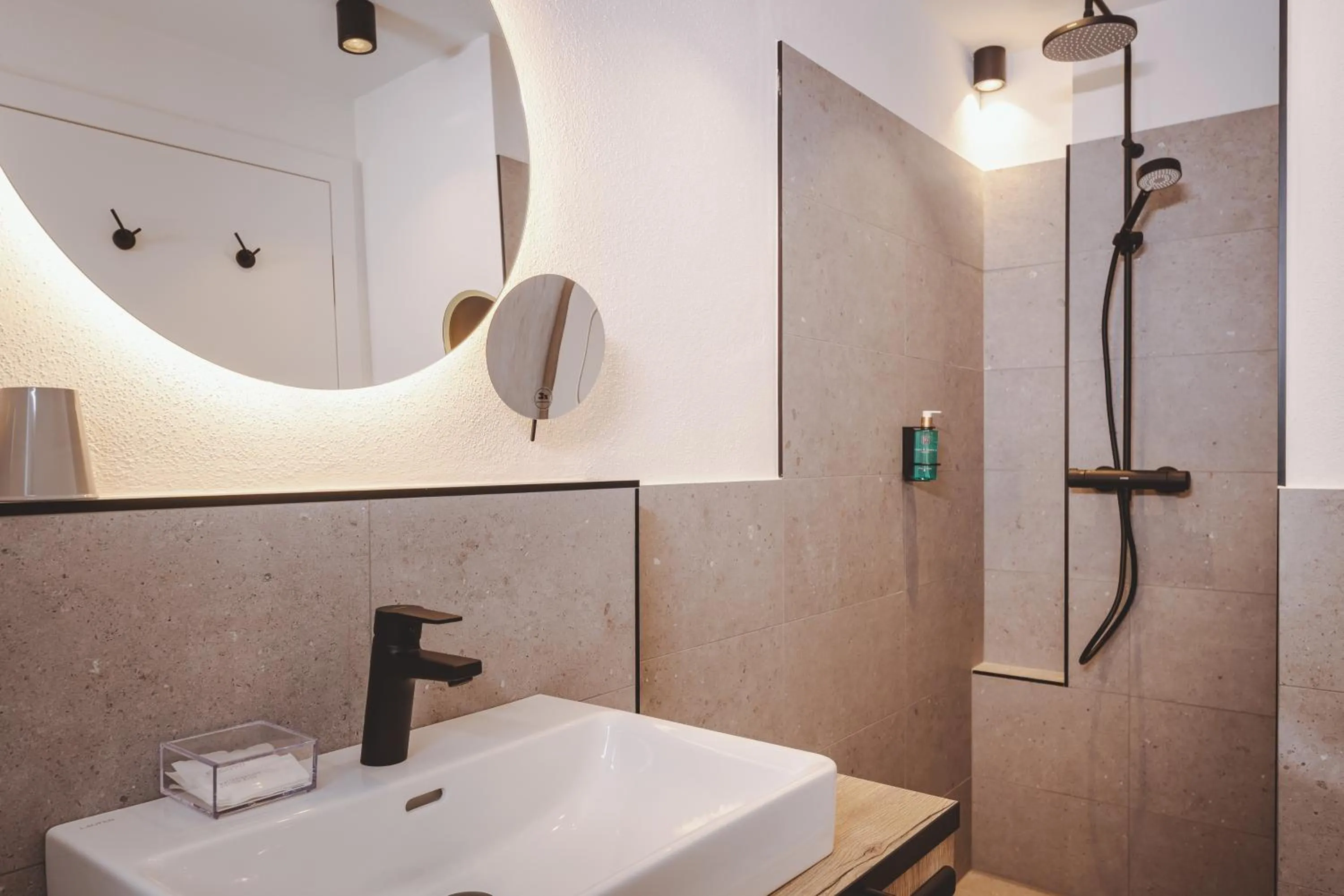 Bathroom in The Gast House Zell am See