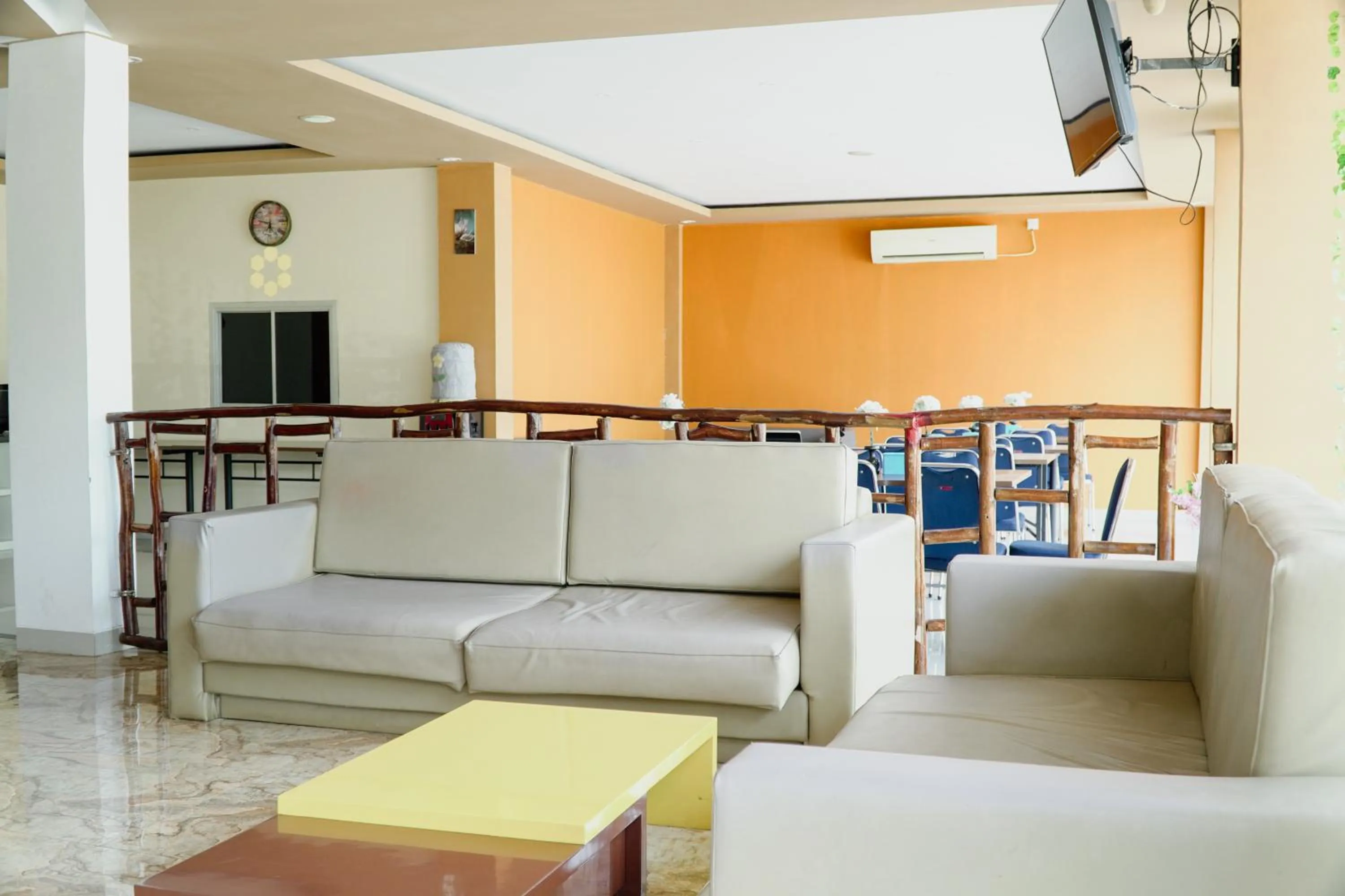 Lobby or reception in Hotel 929 Lubuklinggau