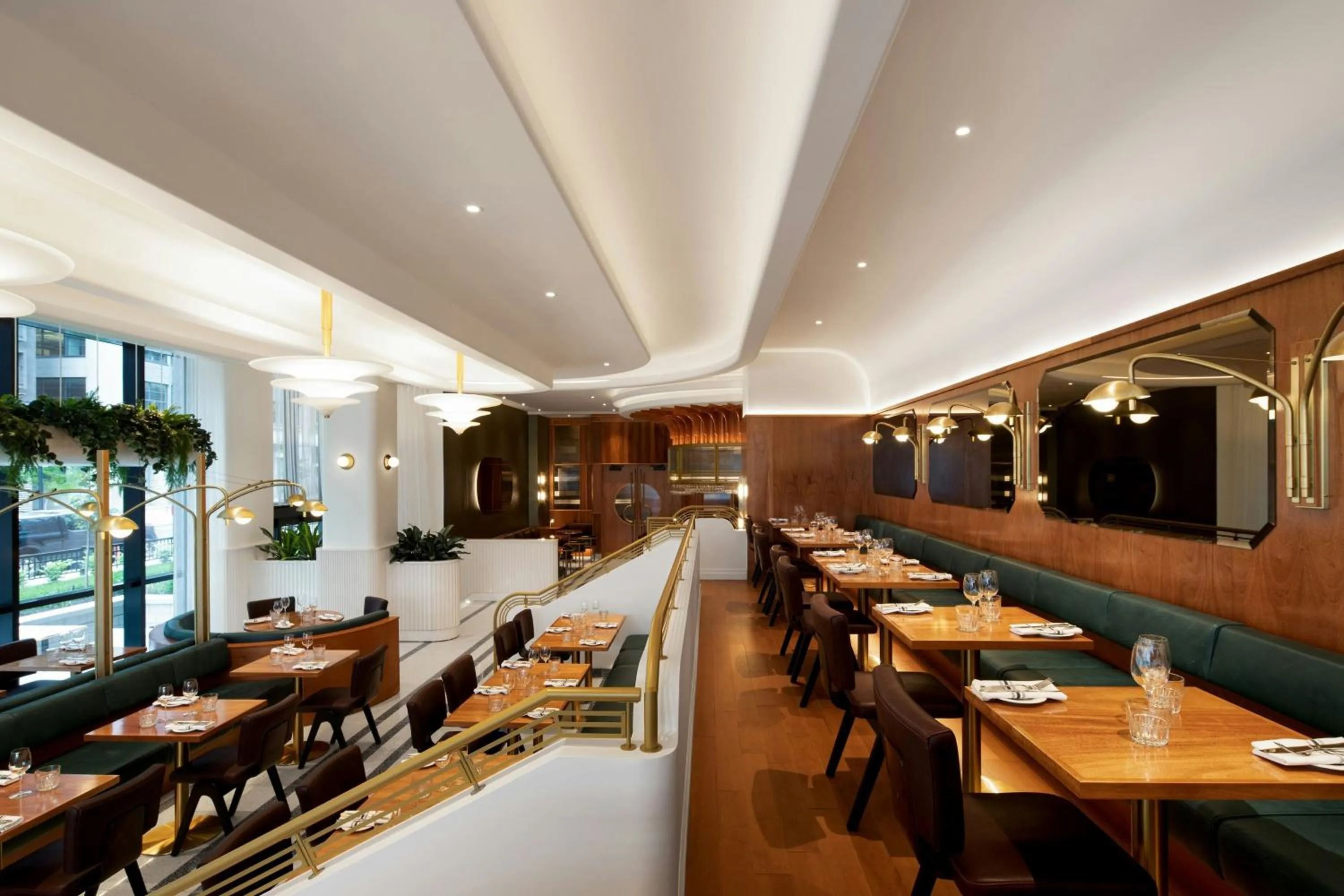 Restaurant/places to eat in HONEYROSE Hotel, Montreal, a Tribute Portfolio Hotel