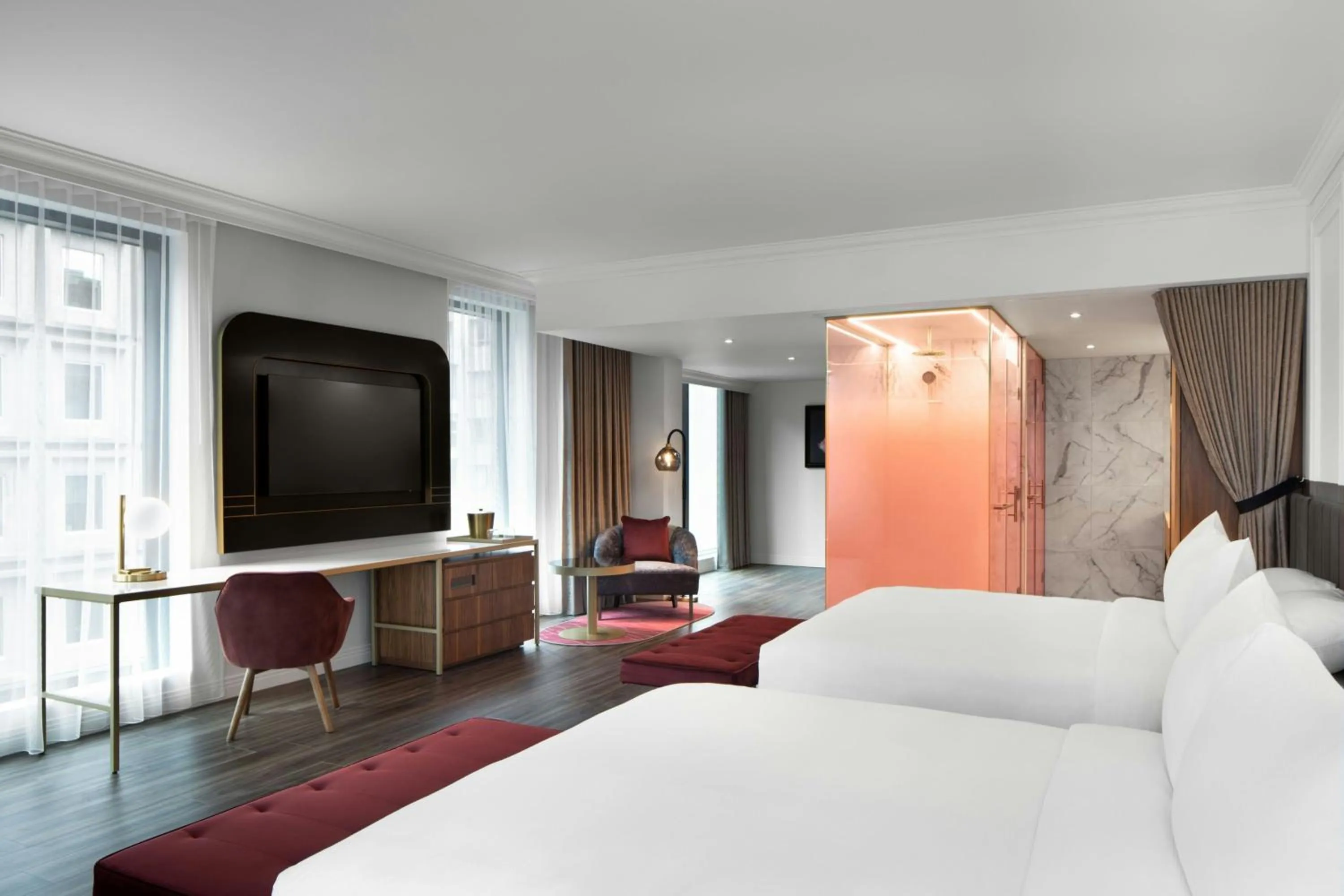 Photo of the whole room, Bed in HONEYROSE Hotel, Montreal, a Tribute Portfolio Hotel
