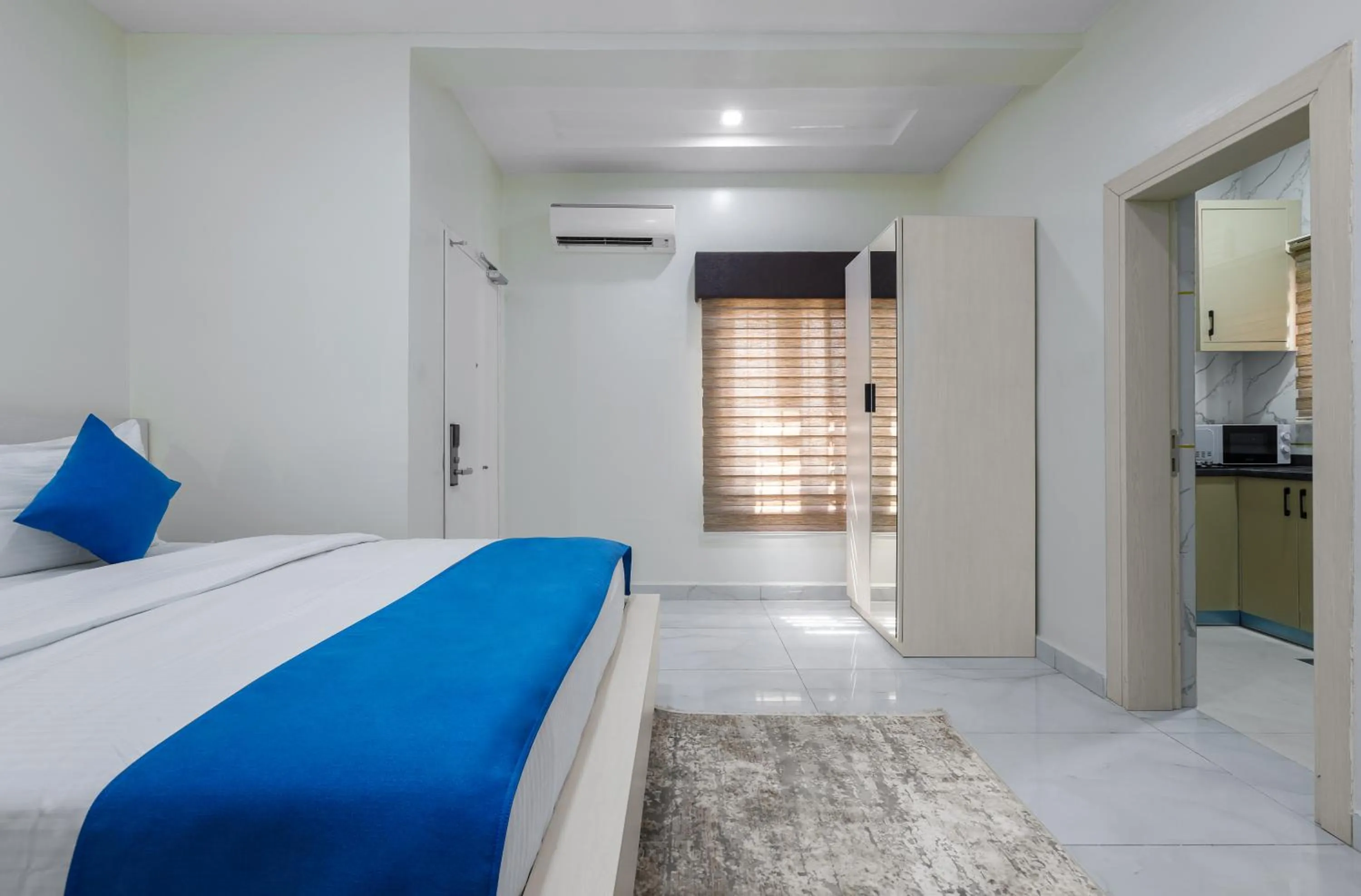 Bed in BKT Cribs - Apartments & Suites