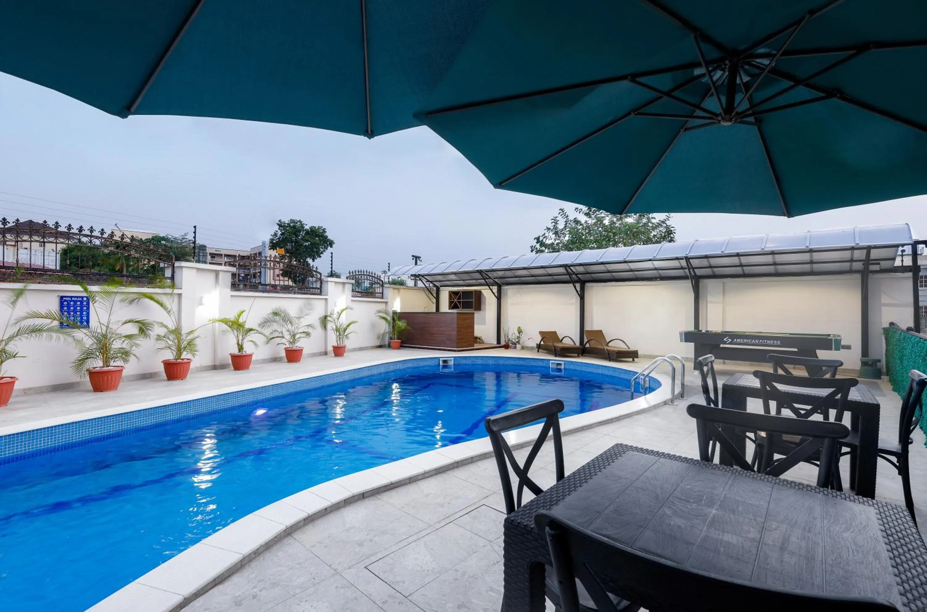 Day in BKT Cribs - Apartments & Suites