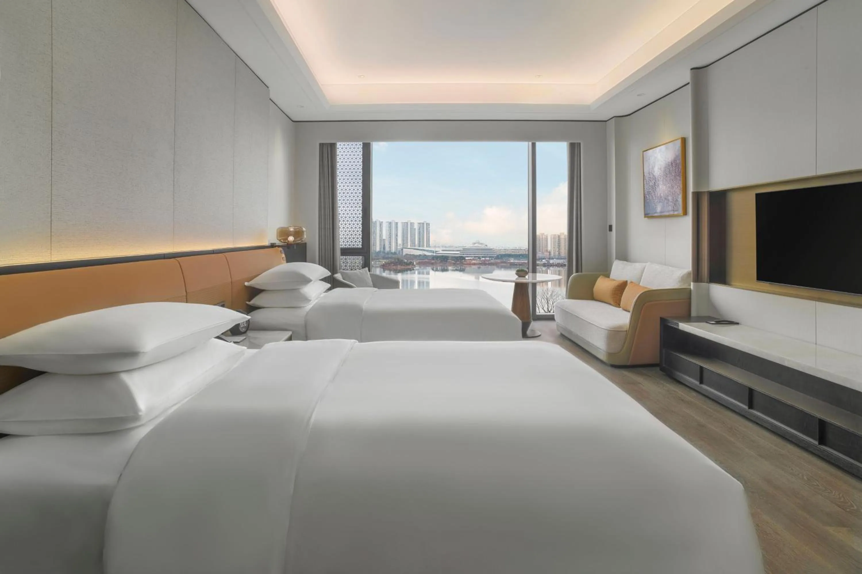 Photo of the whole room, Bed in Sheraton Ninghai